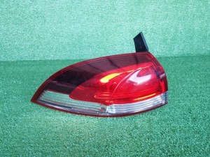 RENAULT CLIO IV KOMBI LAVE ZADNE SVETLO 265551445R RENAULT CLIO IV KOMBI LAVE ZADNE SVETLO 265551445R