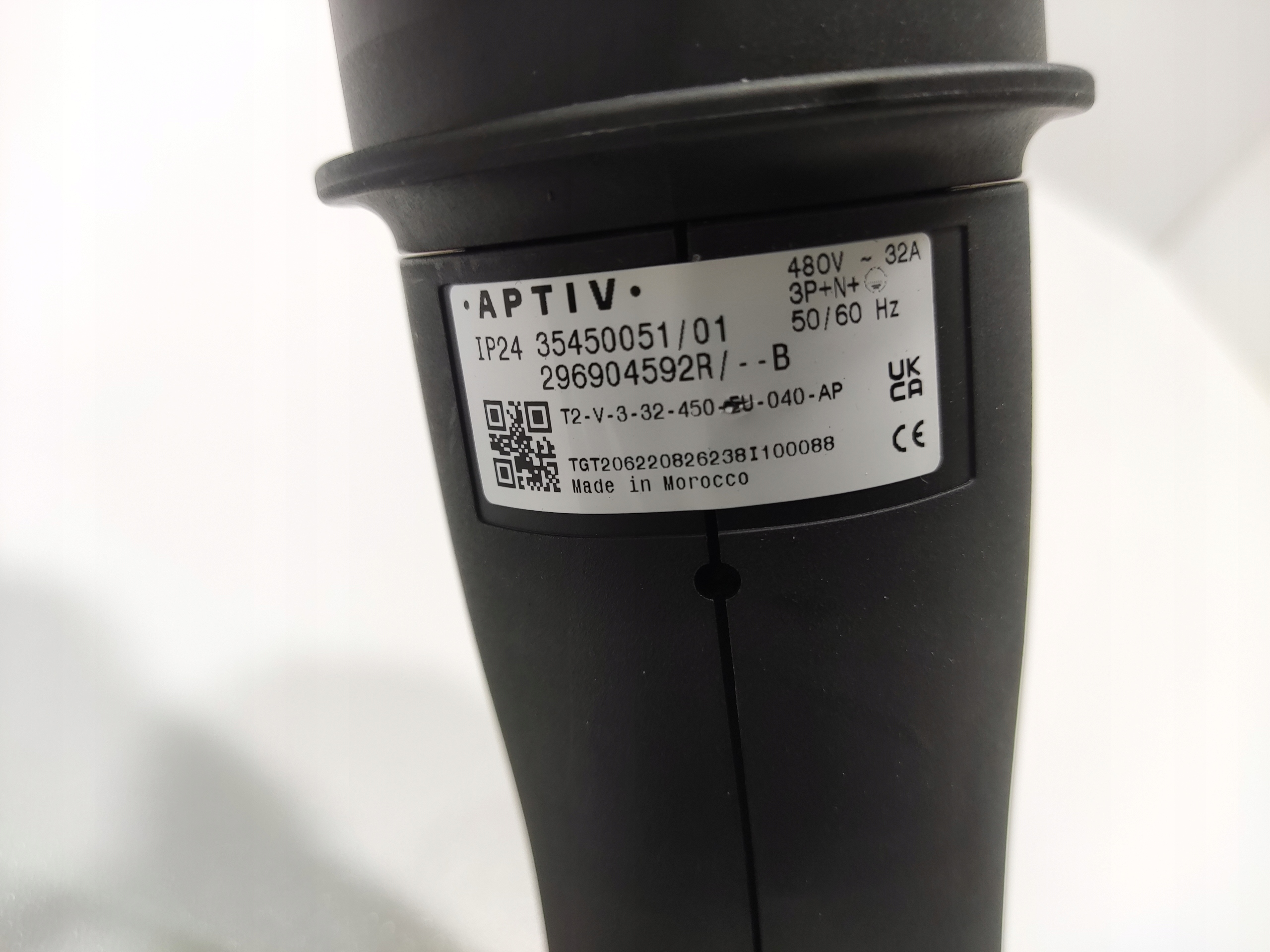 KABEL HADICA ŁADOWARKA ZOE II 296904592R 32A 2019-2024