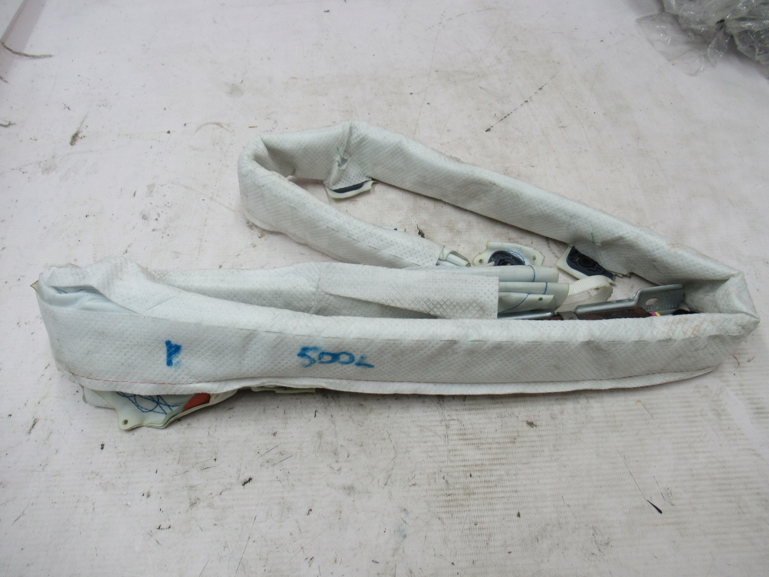 PRAVY STROPNY AIRBAG FIAT 500L 12-