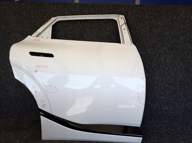 KIA EV6 PRAVE ZADNE DVERE