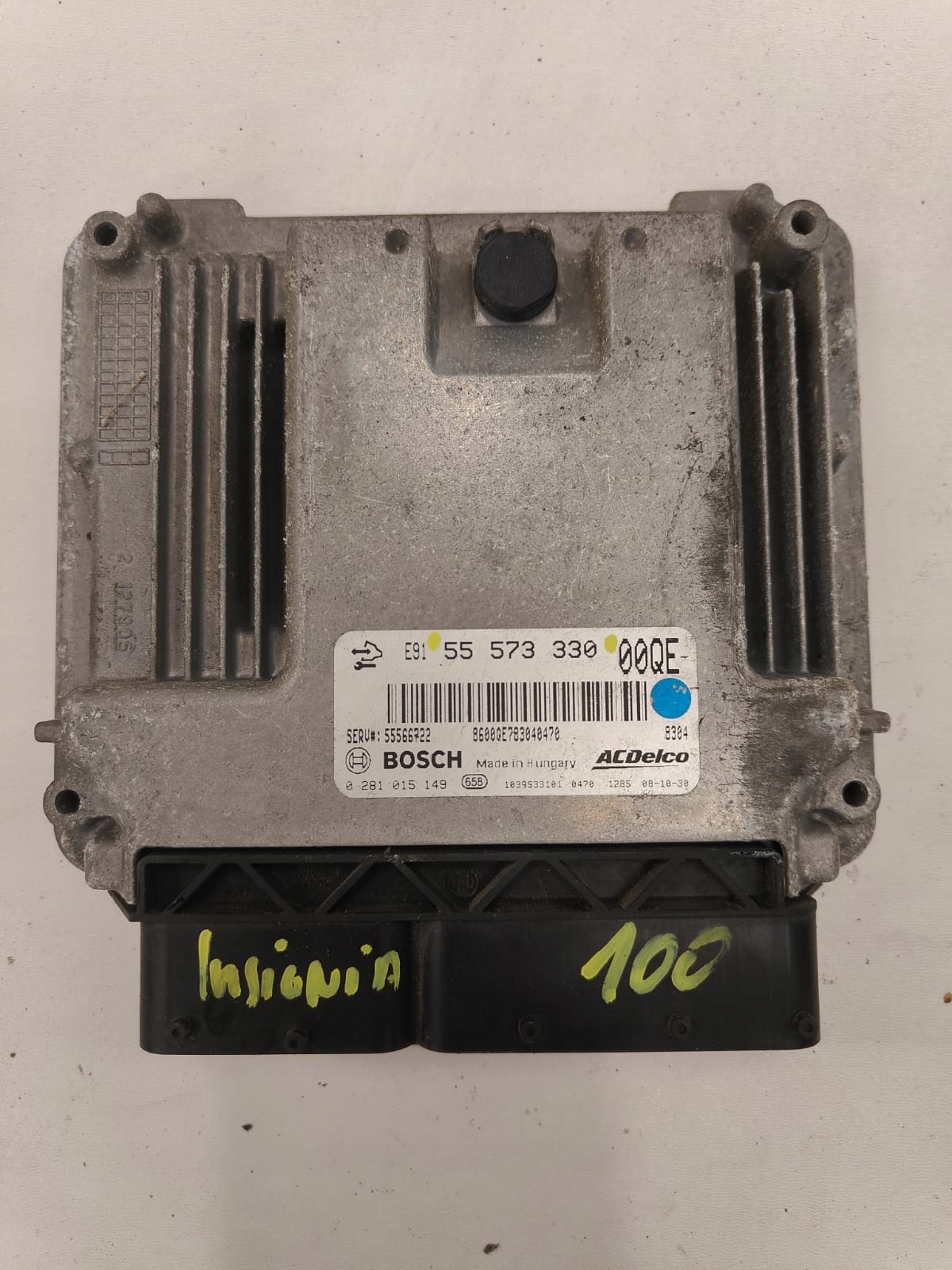 Opel insignia a oe 55573330 RIADIACA JEDNOTKA MOTORA ECU