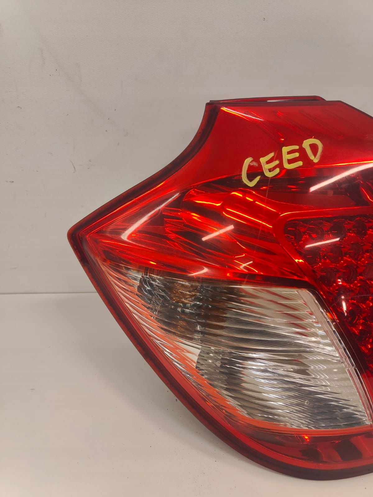Kia ceed lift ZADNE SVETLO ZADNA LAVA