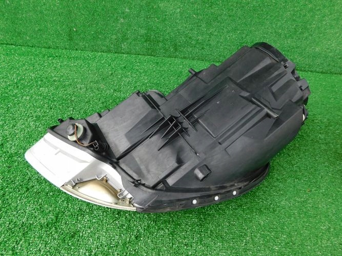 PORSCHE BOXSTER 911 996 986 97-02 PRAVE PREDNE SVETLO