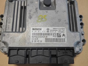 Peugeot 407 1.6 hdi oe 0281011633 RIADIACA JEDNOTKA OVLÁDANIAECU Peugeot 407 1.6 hdi oe 0281011633 RIADIACA JEDNOTKA OVLÁDANIAECU