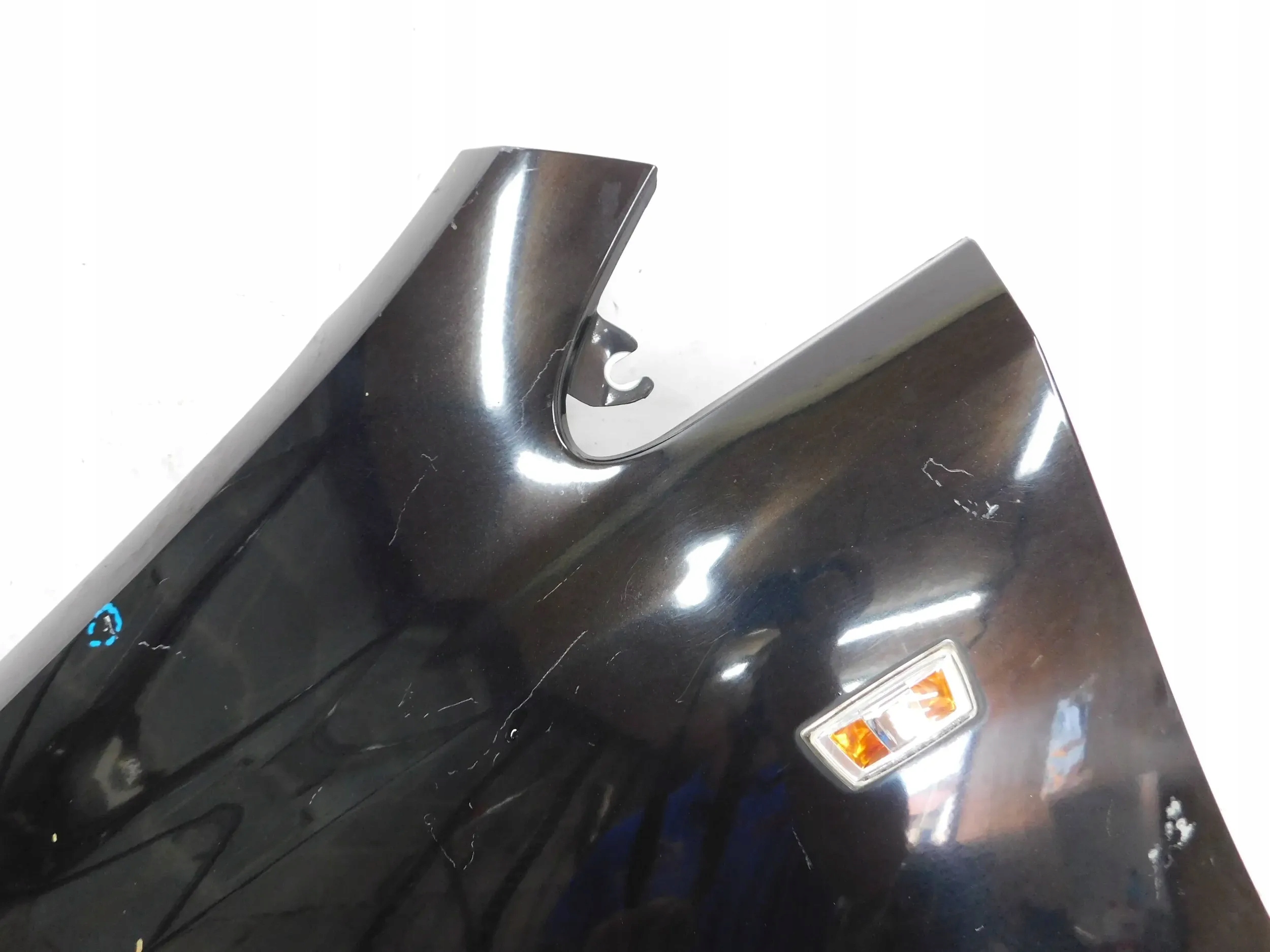 BLATNIK PREDNÝ LAVY OPEL CORSA D