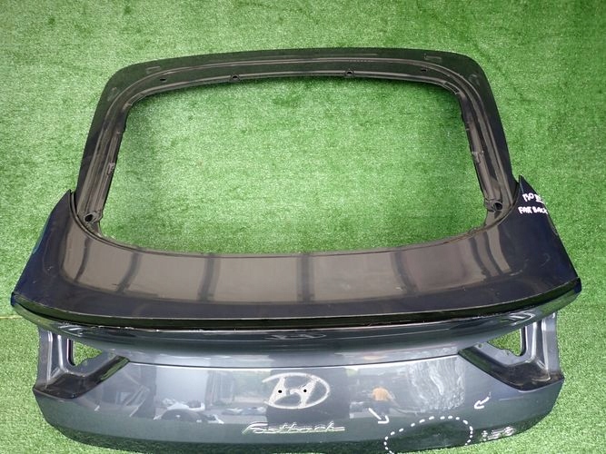 HYUNDAI I30 III FASTBACK 7- ZADNÁ KAPOTA lotka