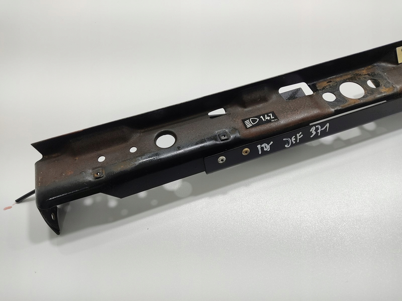 PREDNÉ ČELO VÝSTUHA LAND ROVER DEFENDER TD5 1999-06
