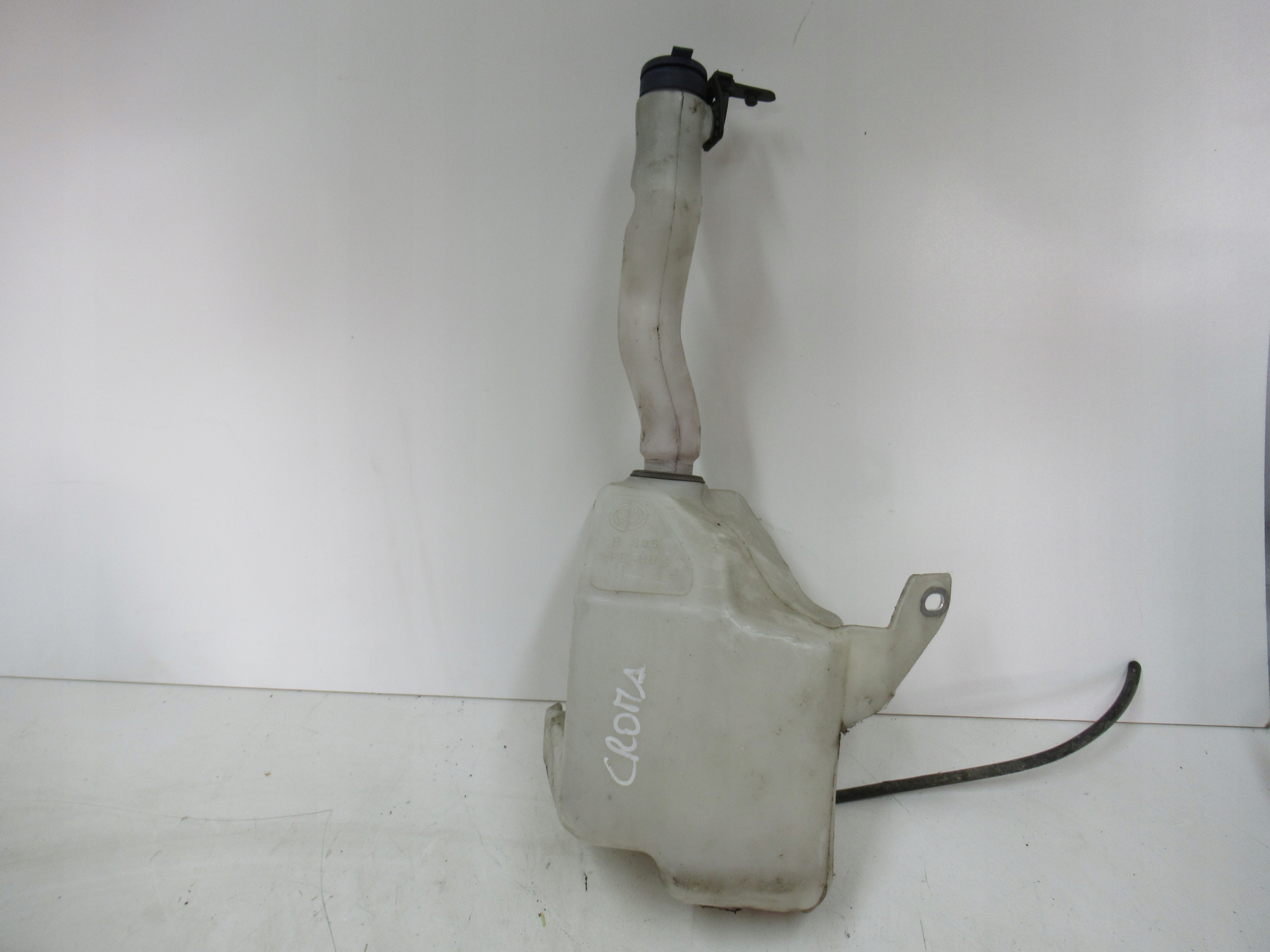 NÁDOBKA OSTREKOVAČOV FIAT CROMA 05-