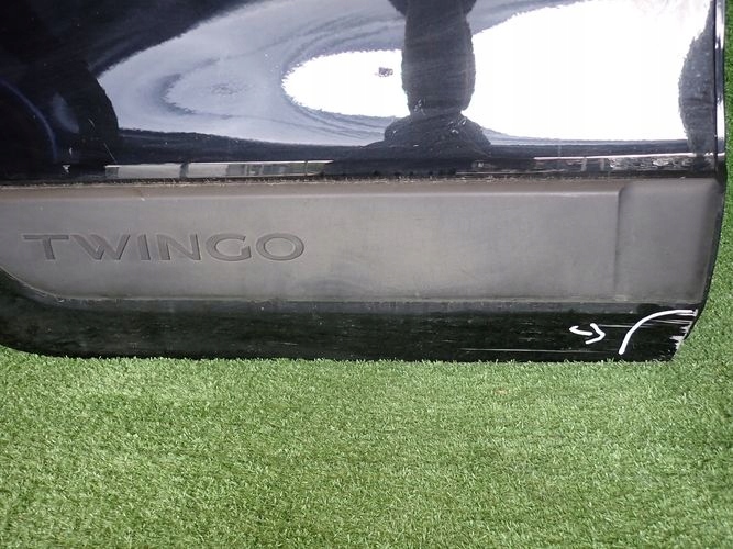 RENAULT TWINGO 14- PRAVE ZADNE DVERE