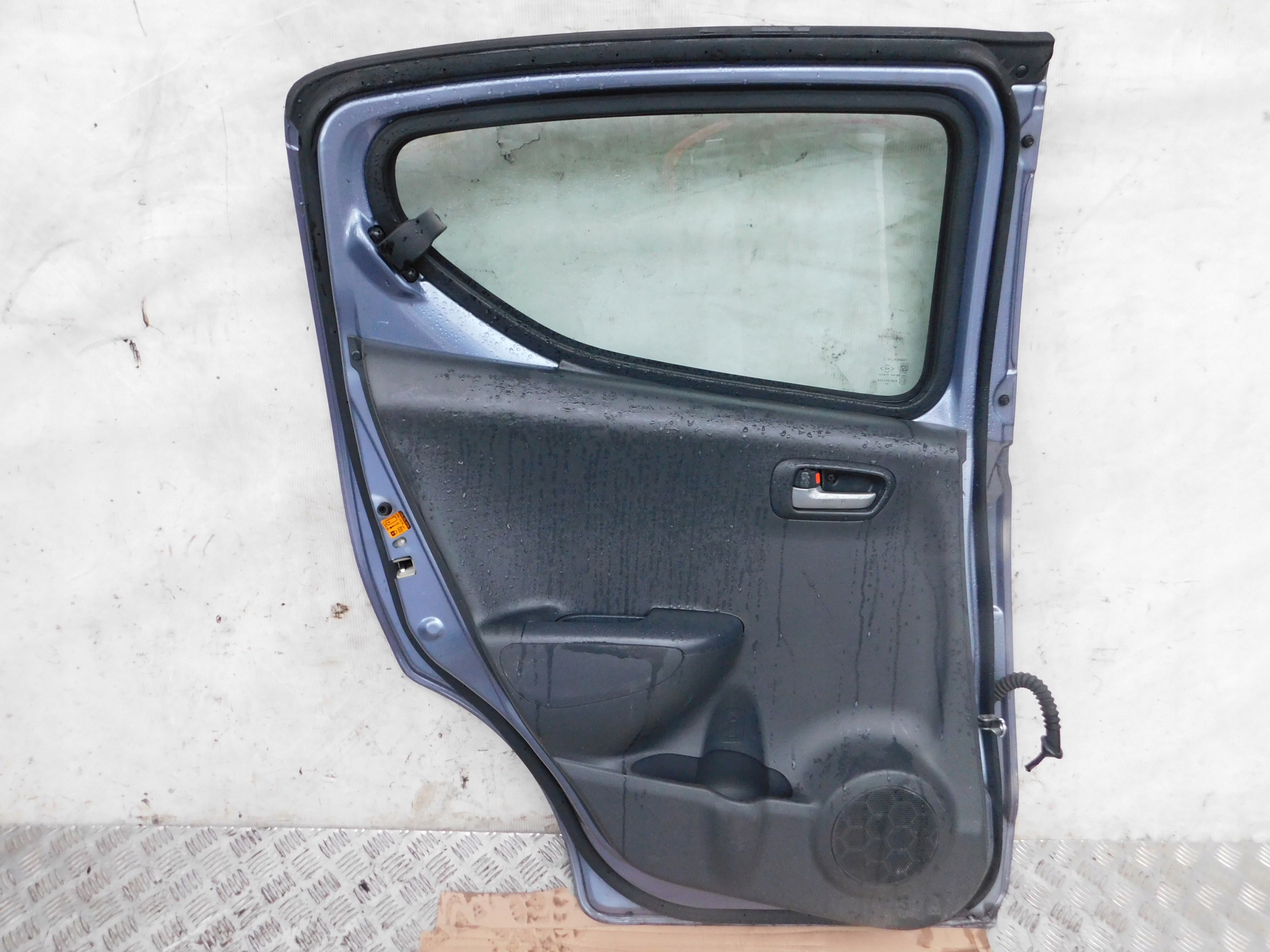 LAVE ZADNE DVERE SUZUKI ALTO