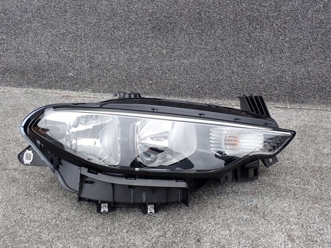 FIAT TIPO II 16- PRAVE PREDNE SVETLO