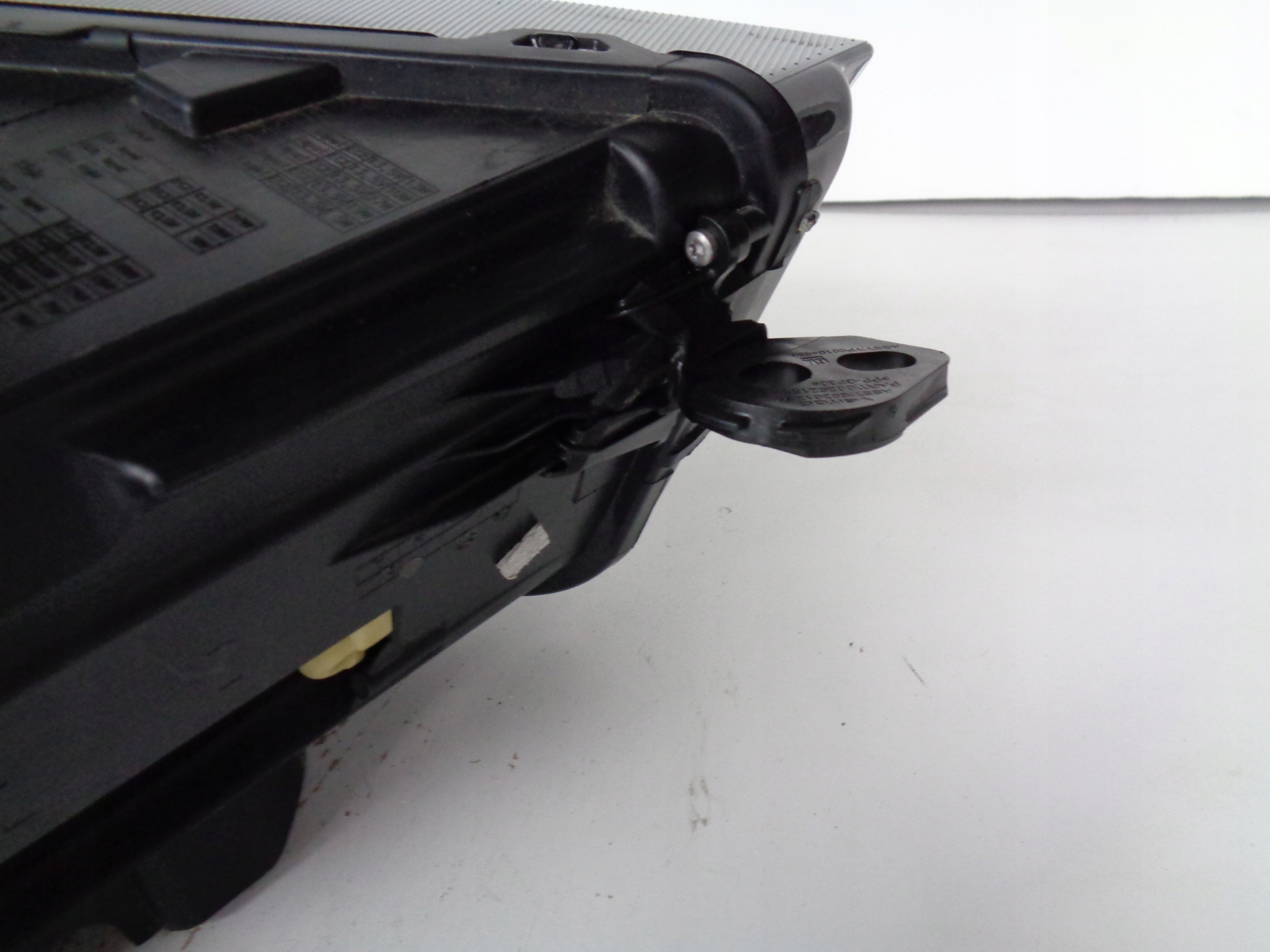 LAVE PREDNE SVETLO OPEL GRANDLAND X 16- FULL LED