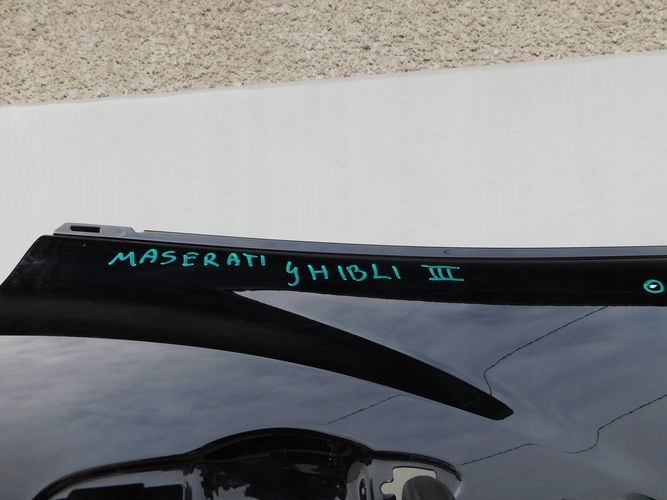 MASERATI LEVANTE PRAVE ZADNE DVERE