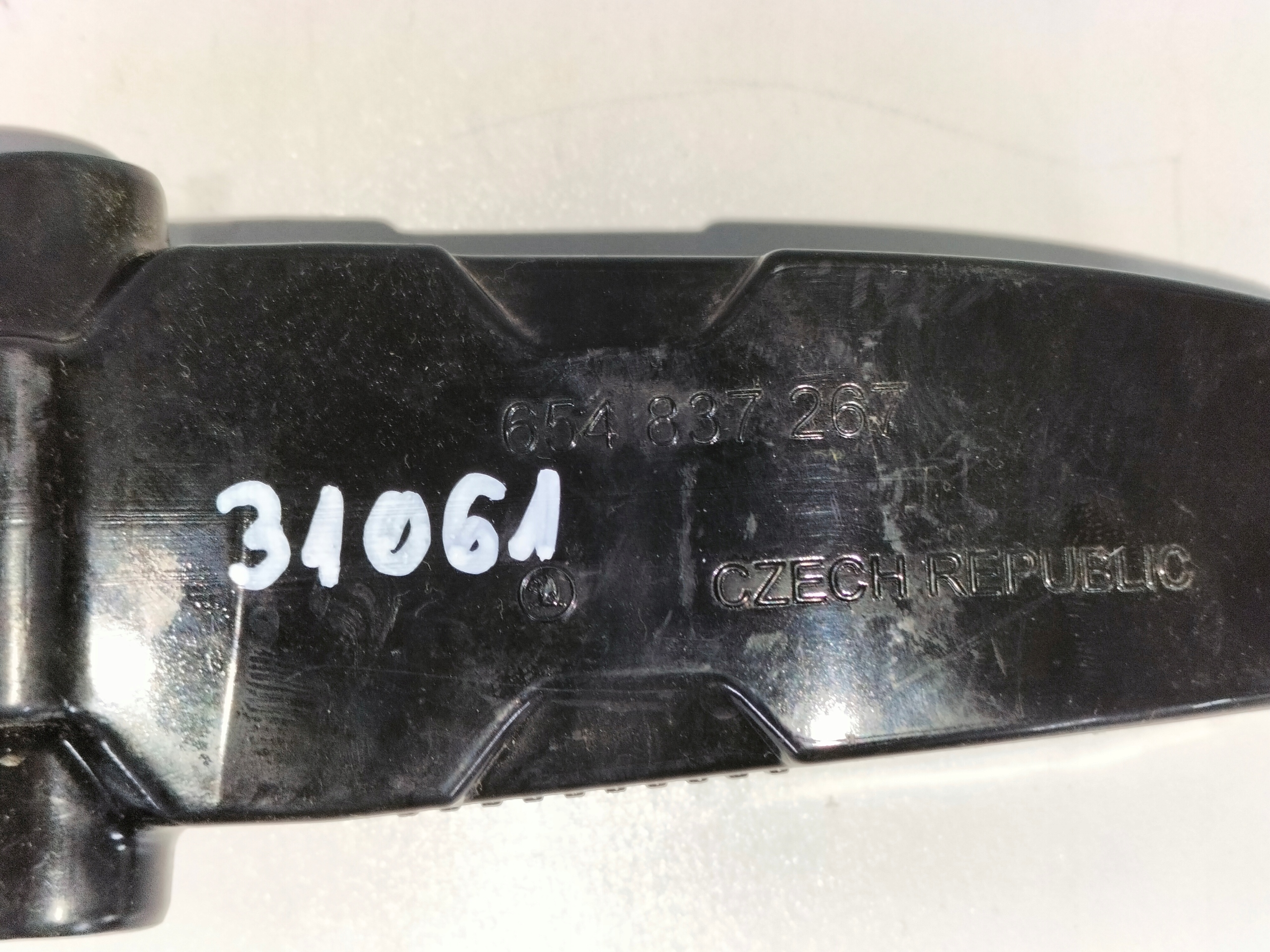 DORAZ LAVYCH PREDNYCH DVERI PRAVY SKODA SCALA 19-