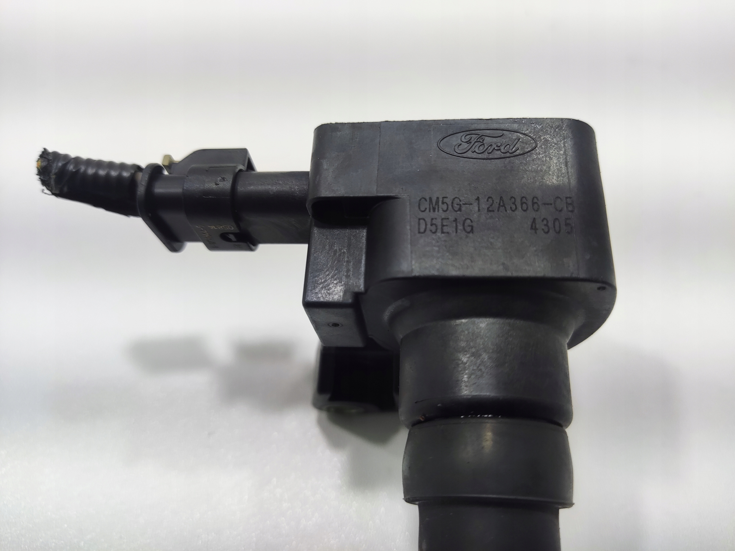 ZAPAĽOVACIA CIEVKA FORD FOCUS MK3 III 1.0 ECOBOOST CM5G-12A366-CB 2010-2014