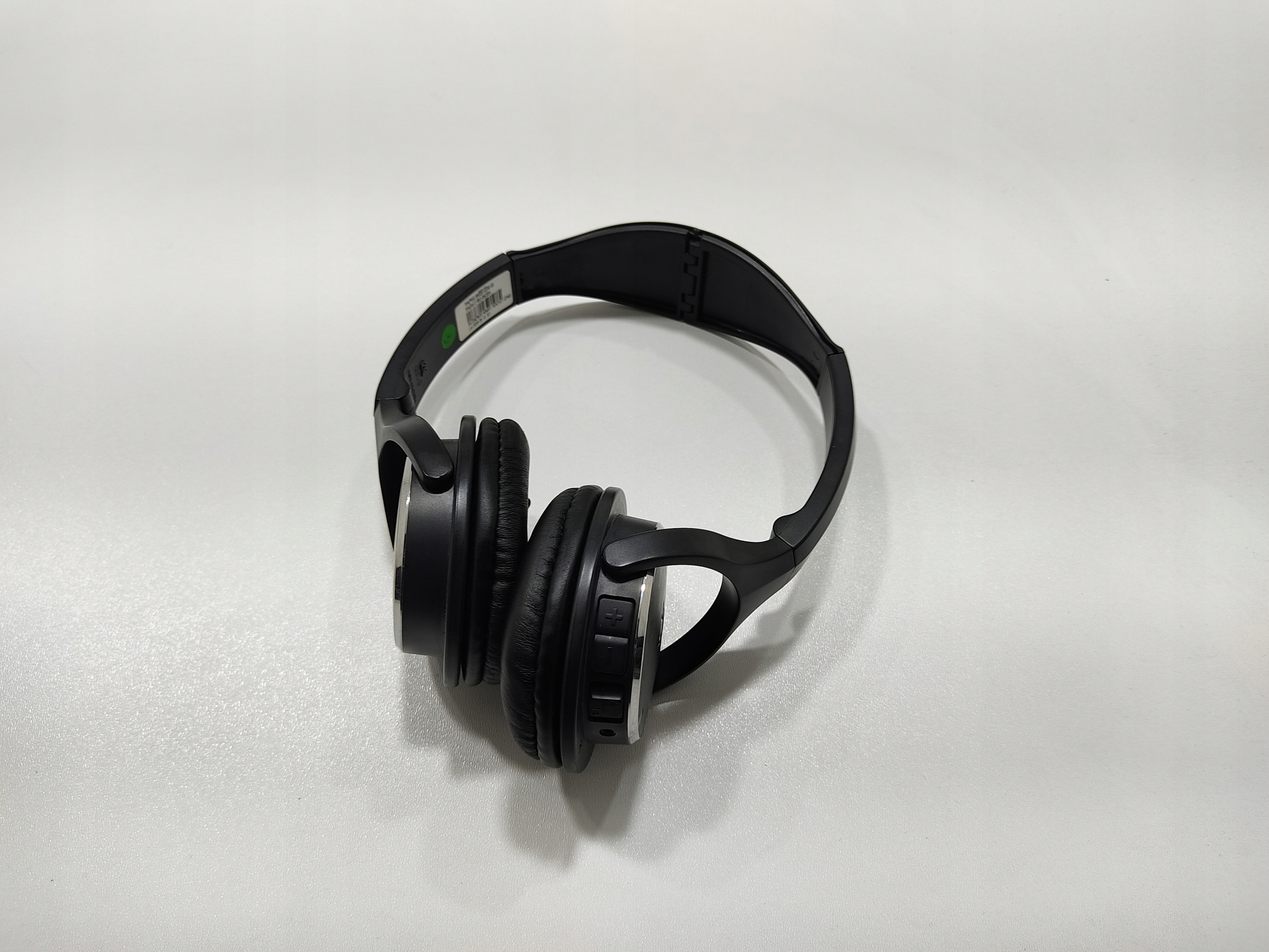 SŁUCHAWKI AUDIO ETUI KOBEREC PEUGEOT 3008 I 9665813380 2009-2015