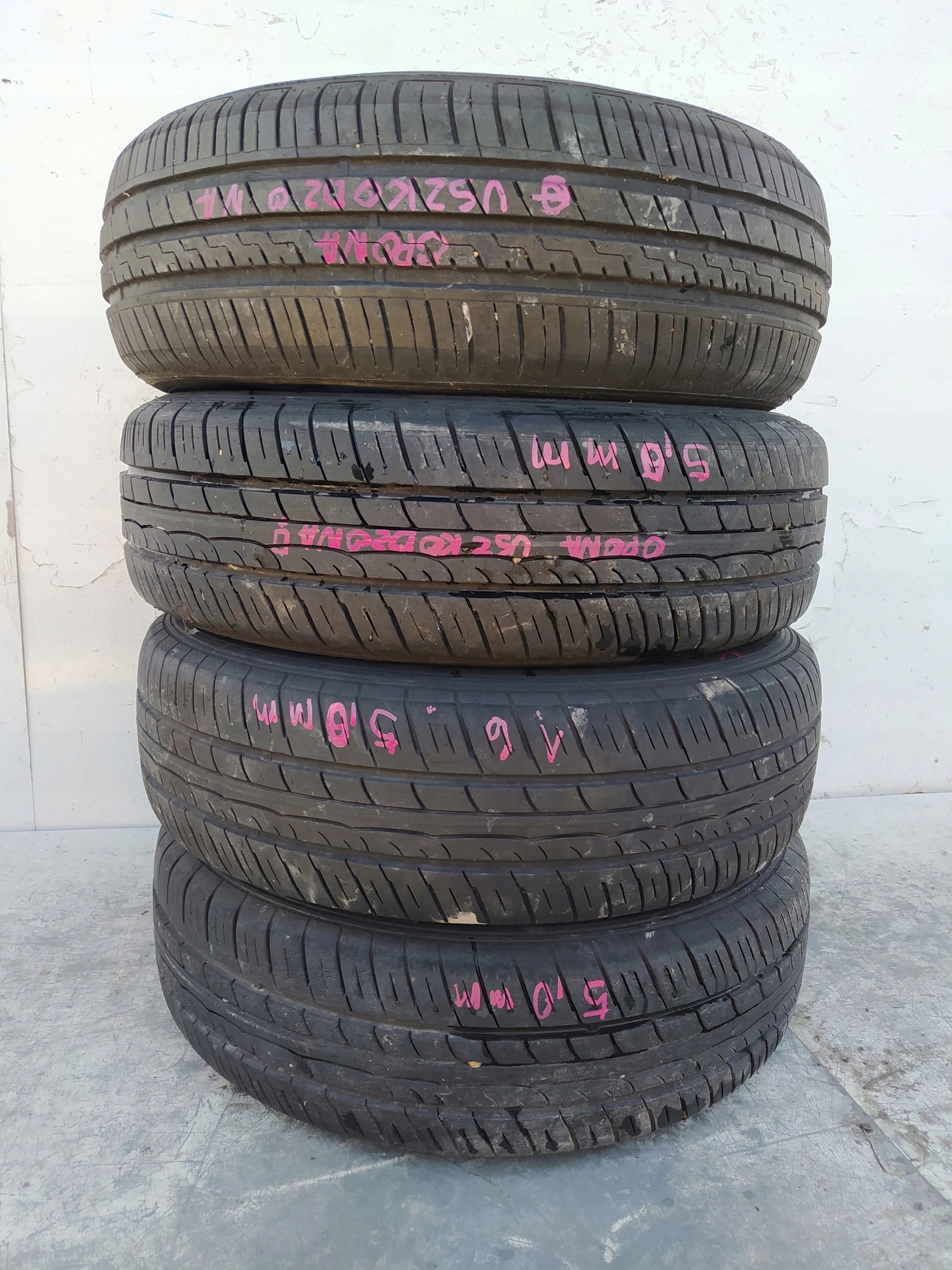 TOYOTA YARIS III 3 15“ KOLESA 4261l-0DG70