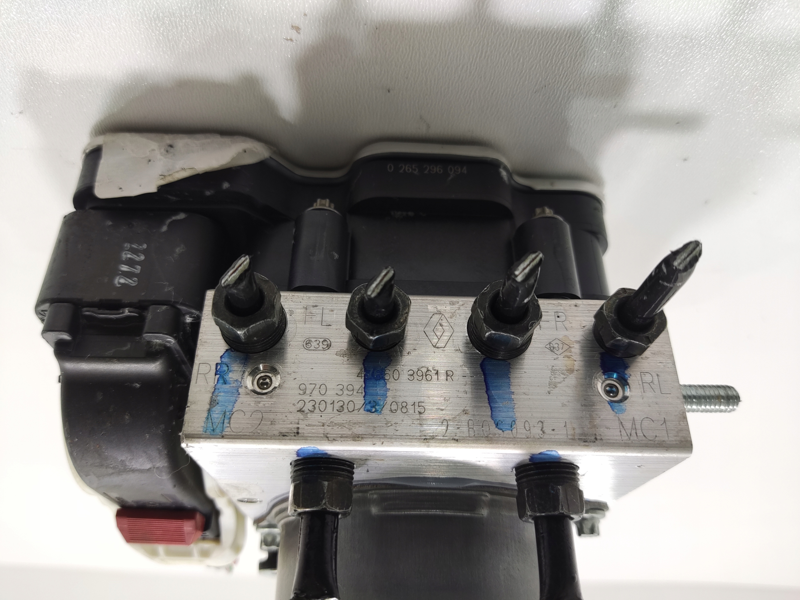 RIADIACA JEDNOTKA KOCKA ABS RENAULT AUSTRAL 1.2 E-TECH 2022-2025 476603961R