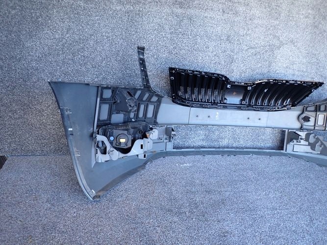 SKODA OCTAVIA III LIFT 17- PREDNÝ NÁRAZNÍK