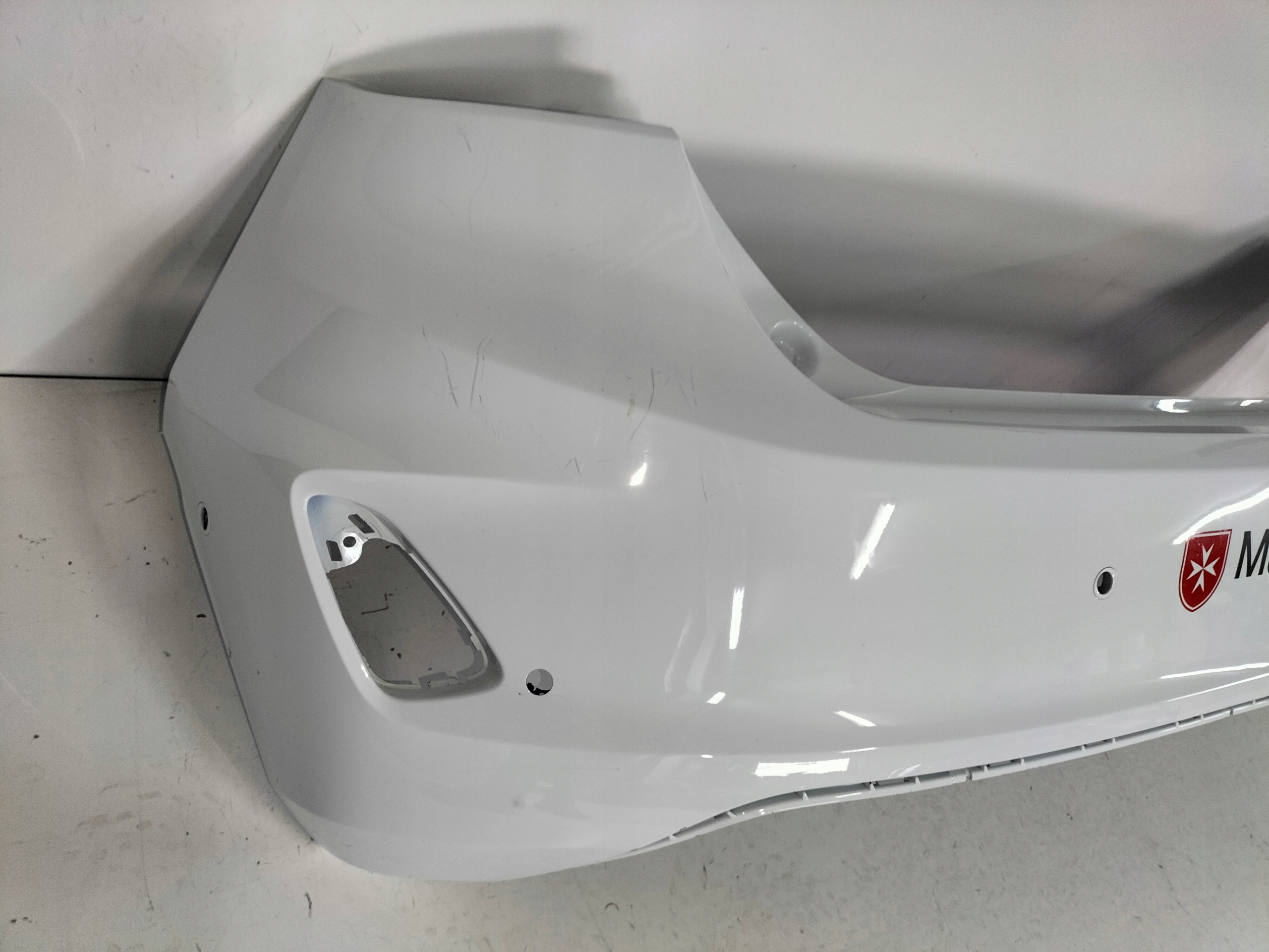 ZADNÝ NÁRAZNÍK FORD FIESTA MK8 17-