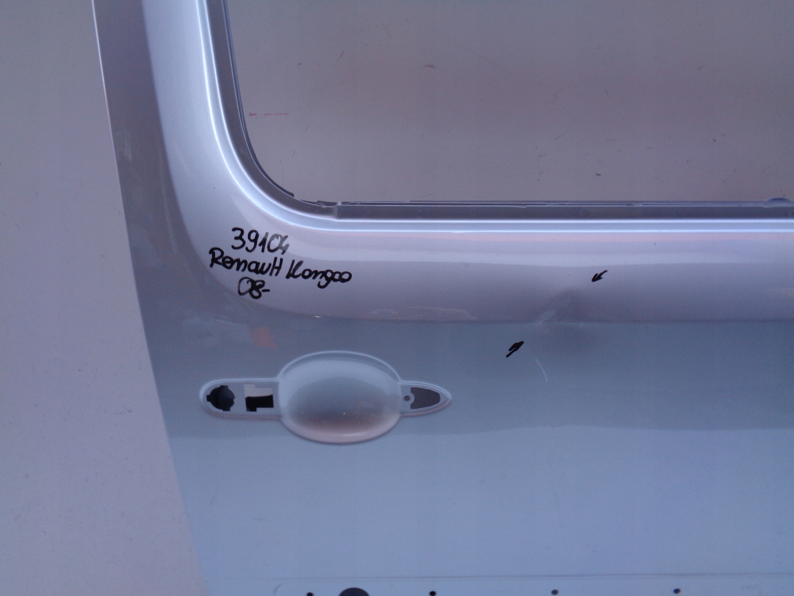 PRAVE PREDNE DVERE RENAULT KANGOO 08- NR 39104