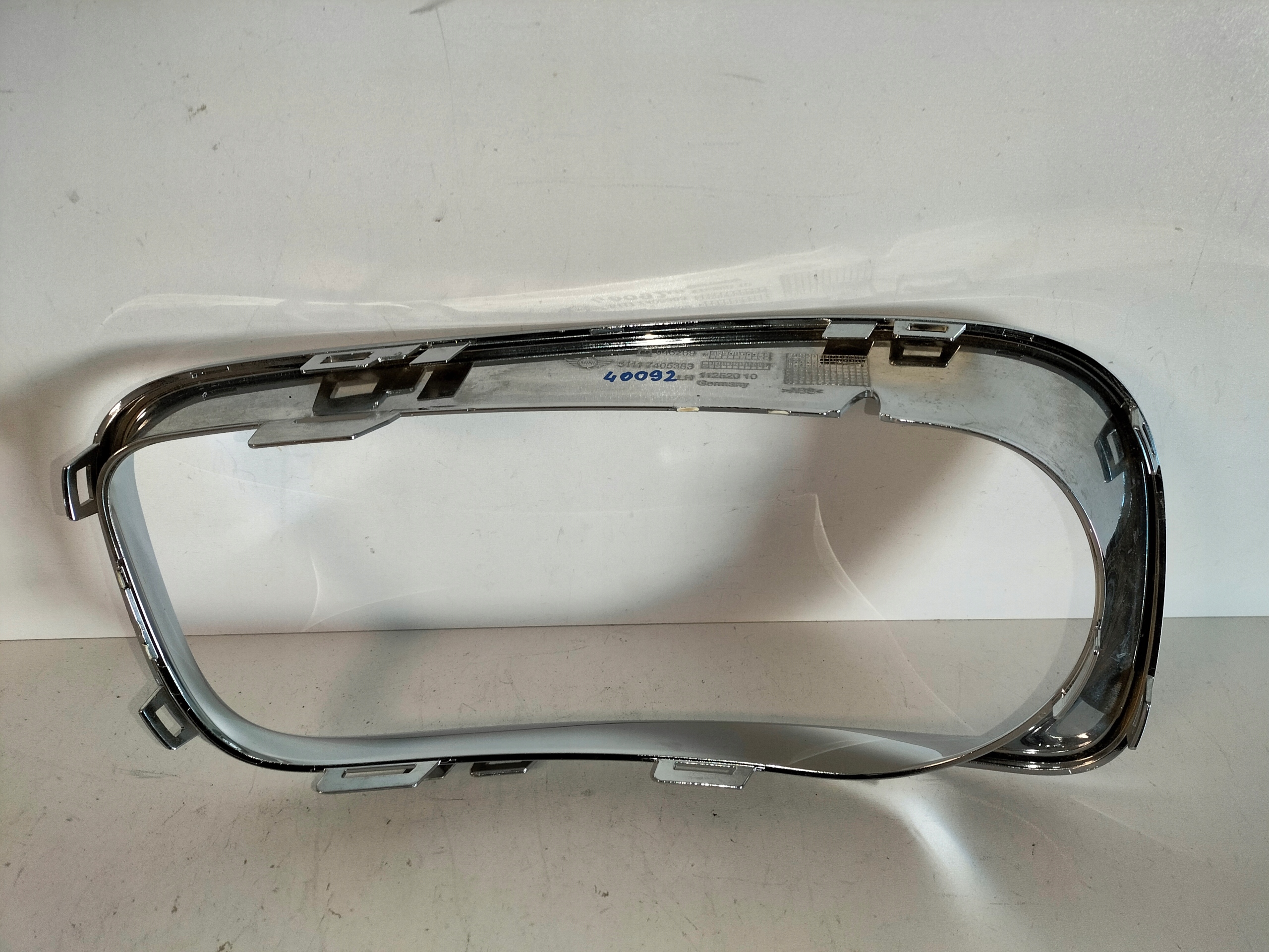 RAMIK CHRÓMOVÁ LIŠTA LIŠTA PREDNÉHO NÁRAZNÍKA LAVA MINI COUNTRYMAN S F60 17-