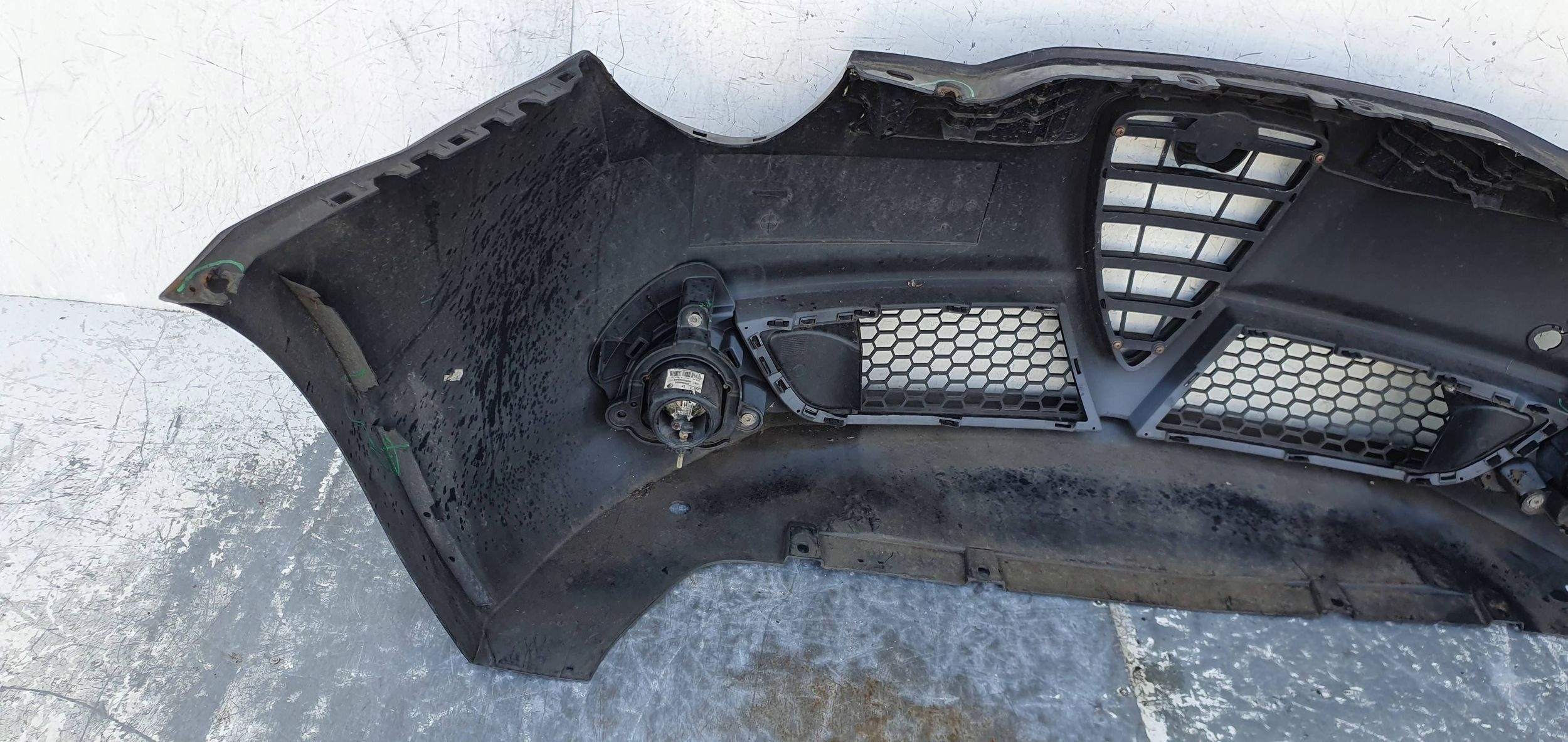 Alfa Romeo Mito PREDNÝ NÁRAZNÍK