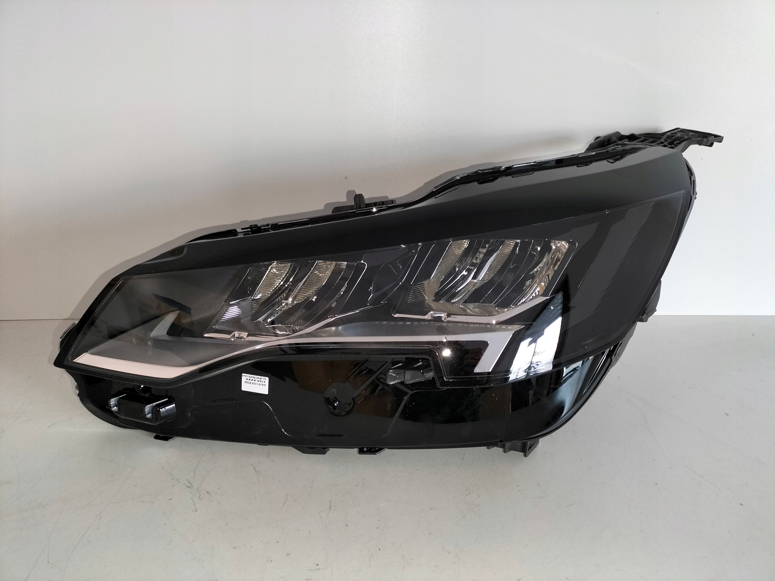 LAVE PREDNE SVETLO PEUGEOT 3008 II 5008 II LIFT 20- FULL LED