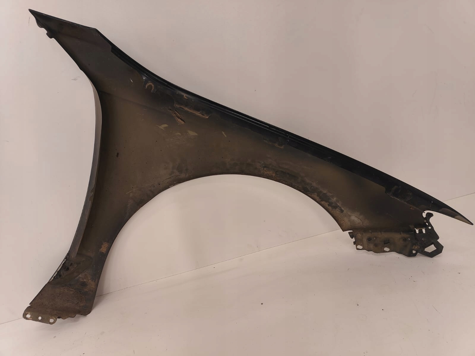 Saab 95 ng 10-12 ĽAVÝ PREDNÝ BLATNÍK