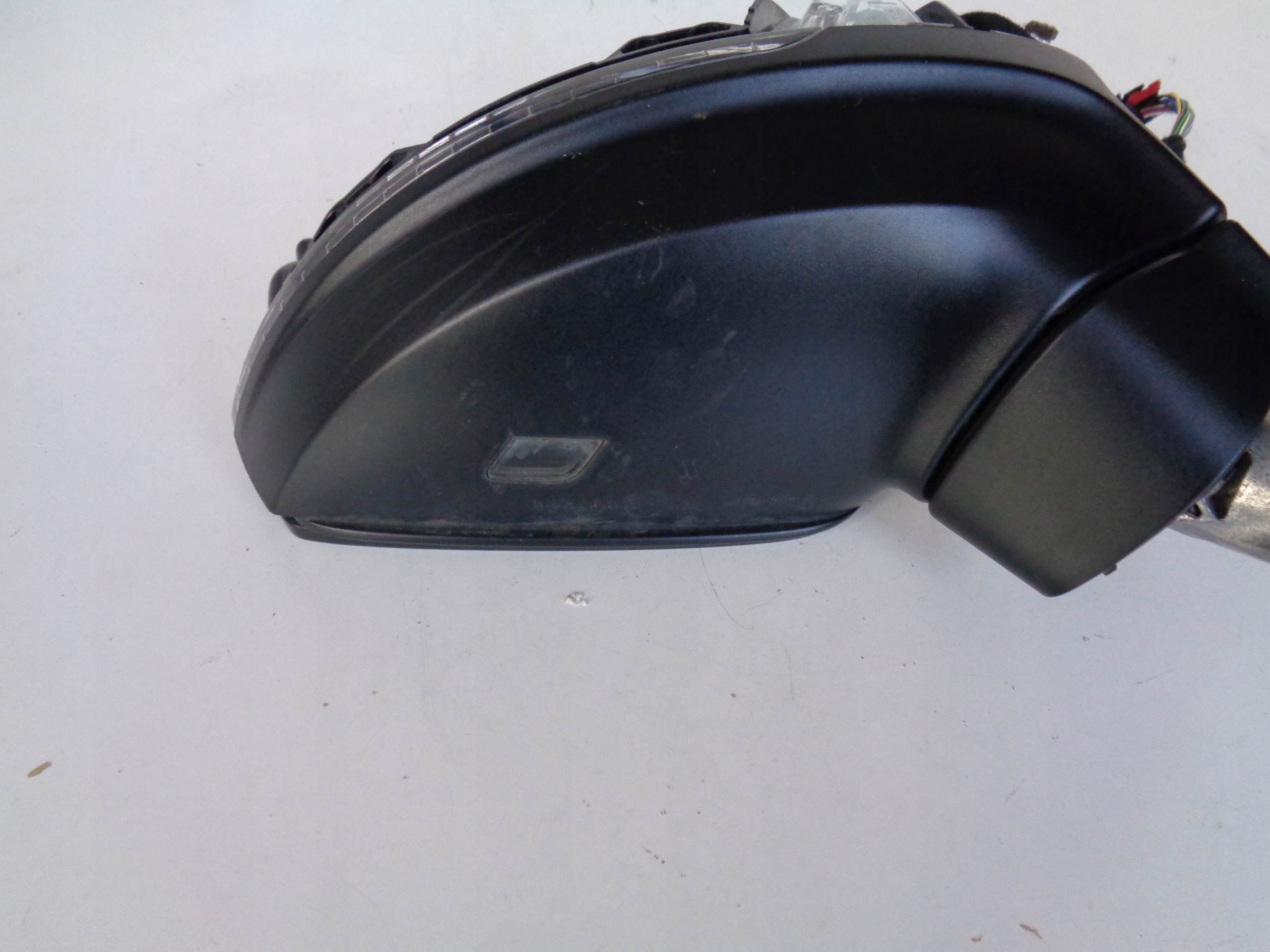 PRAVE ZRKADLO VW TIGUAN 5NA 16- 15 PIN