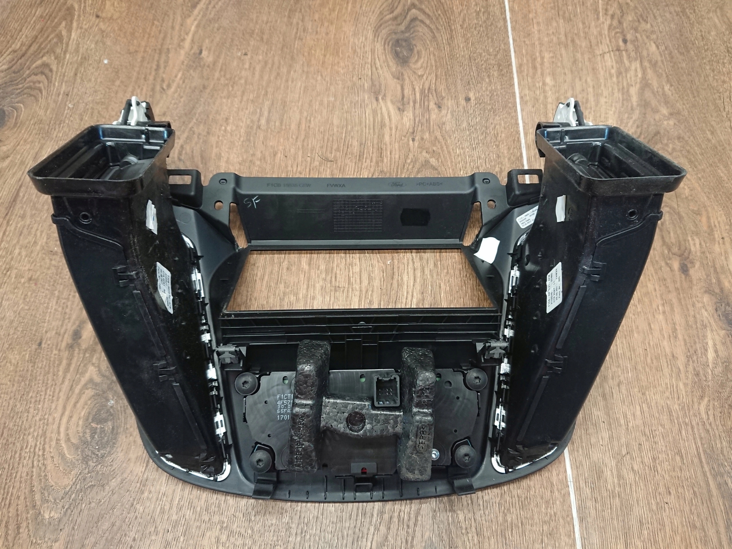 C MAX MK2 LIFT KONZOLA VÝDUCH FUKÁR KÚRENIA F1CB18835