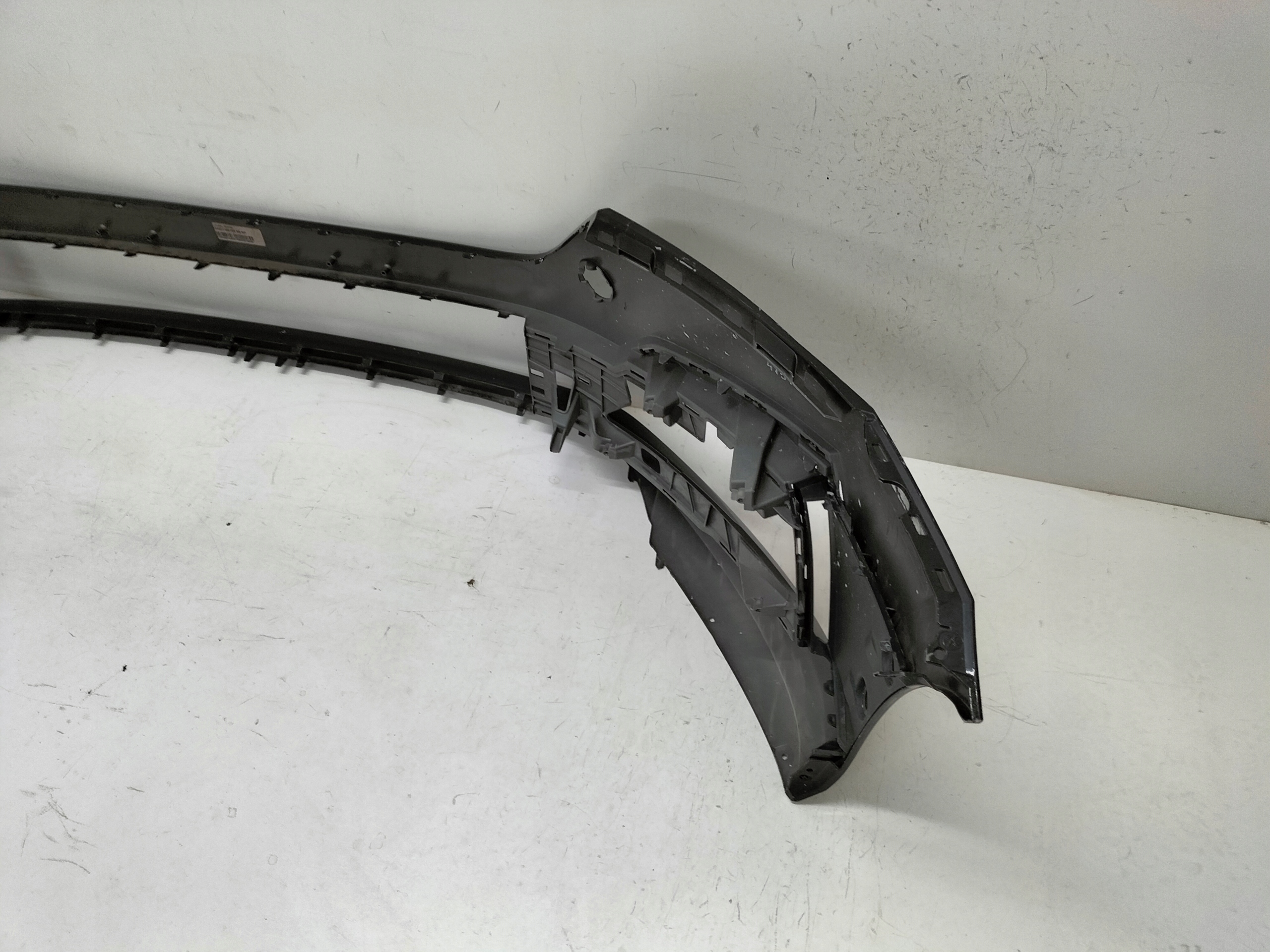 PREDNÝ NÁRAZNÍK SKODA OCTAVIA 4 IV 19-