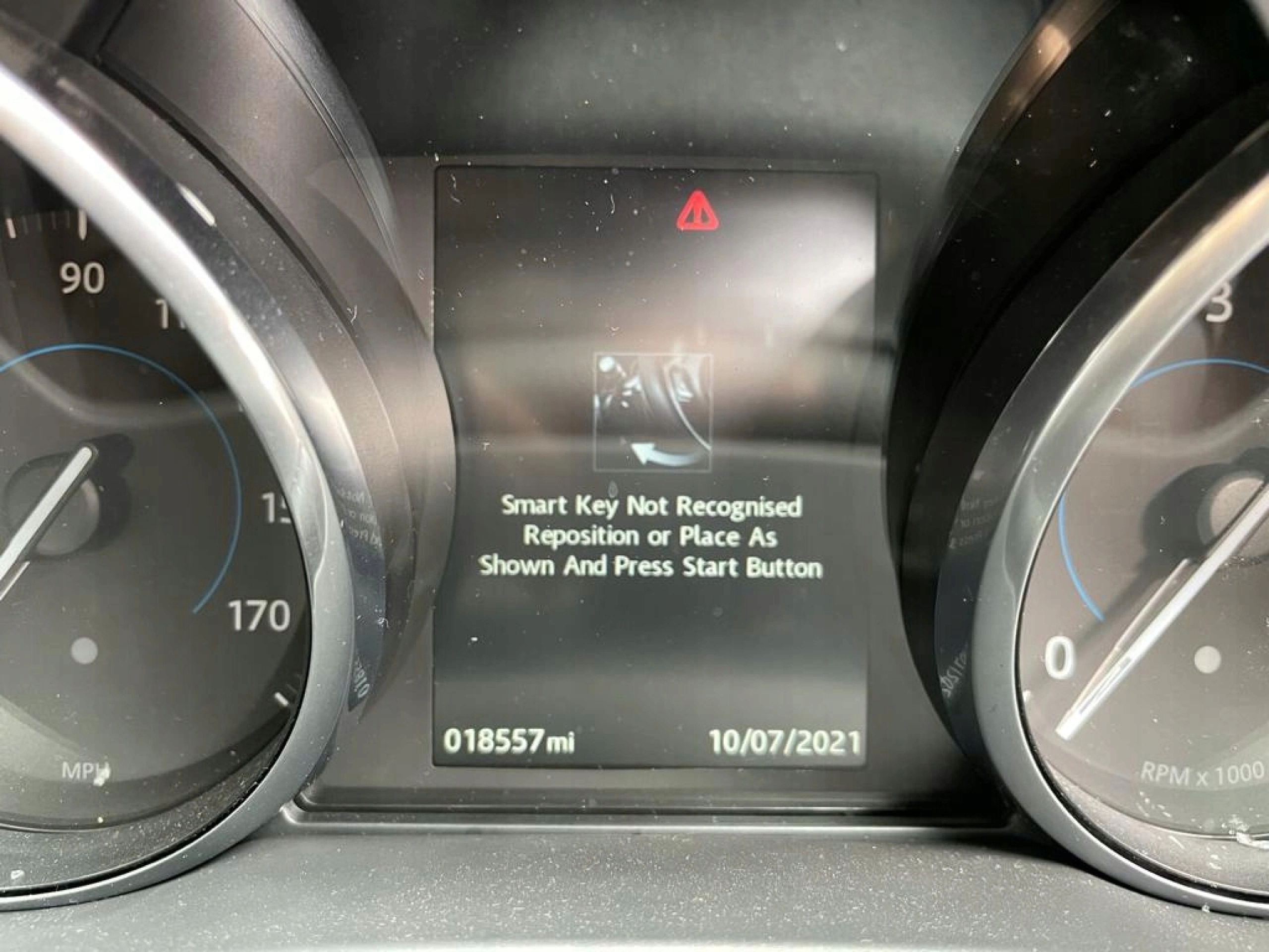 JAGUAR F-PACE 2.0D EGR VENTIL G4D3-9D475-AA