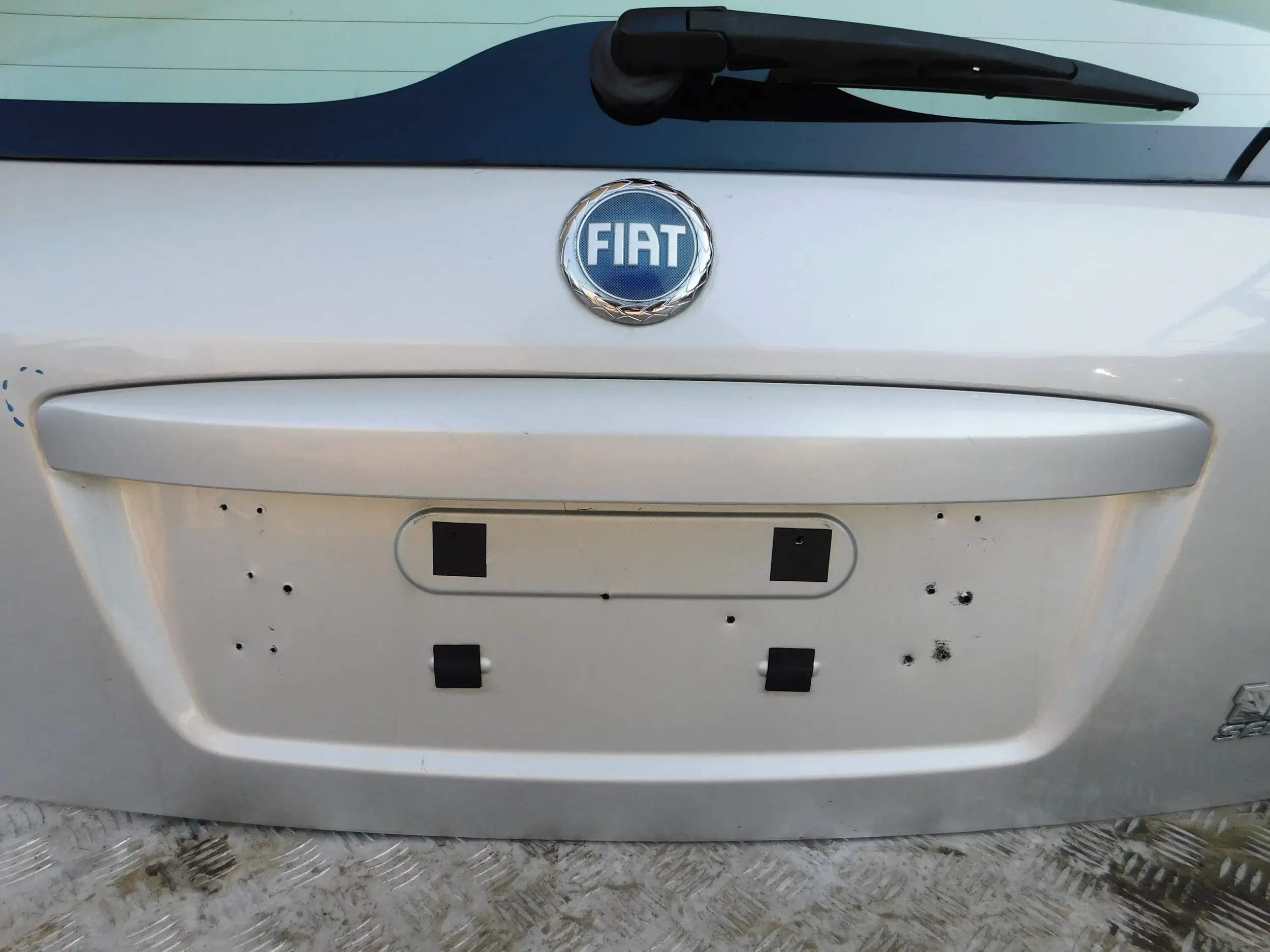 ZADNÁ KAPOTA FIAT SEDICI