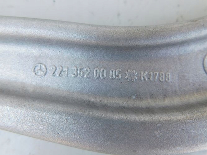 MERCEDES W221 S-KLASA PRAVÉ ZADNÉ RAMENO