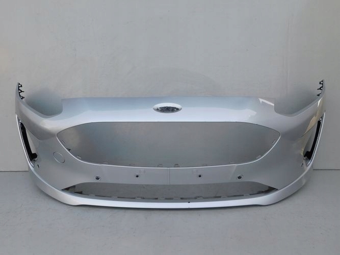 FORD FIESTA MK8 VIII 17- PREDNÝ NÁRAZNÍK