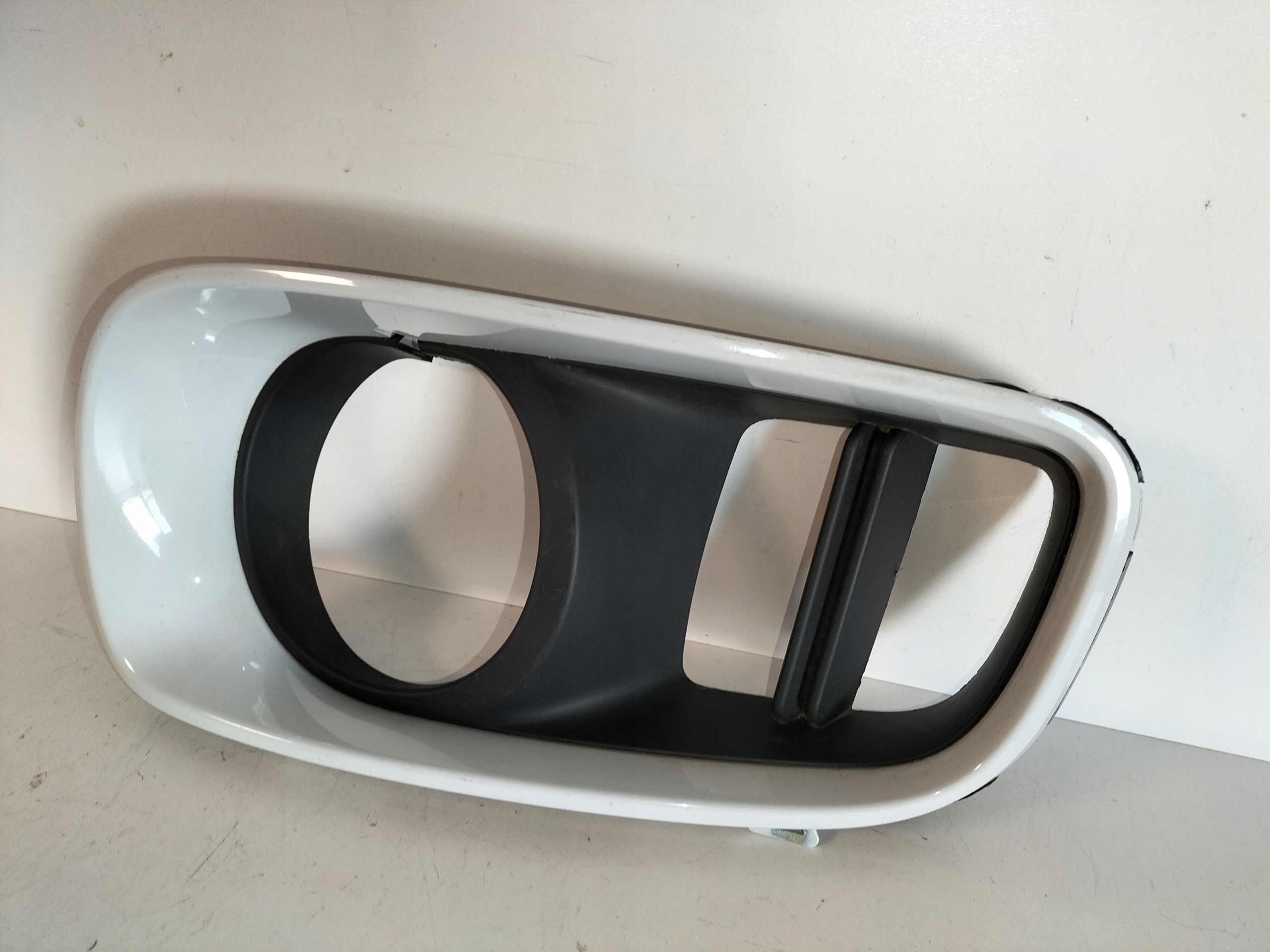LIŠTA MRIEŽKA PREDNÉHO NÁRAZNÍKA LAVA MINI COUNTRYMAN S F60 17-