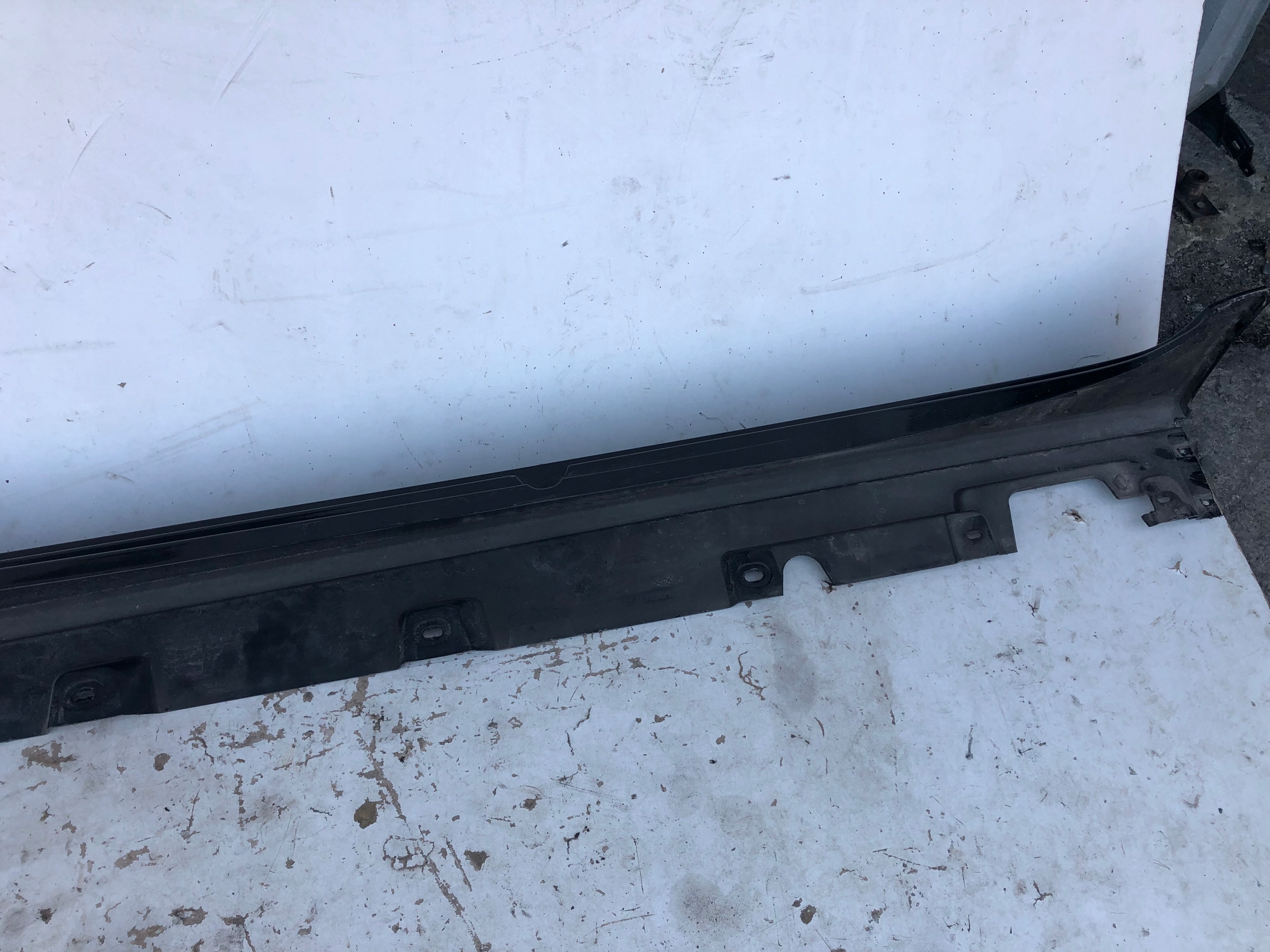 PRAVA PRAHOVA LISTA BMW 5 F10