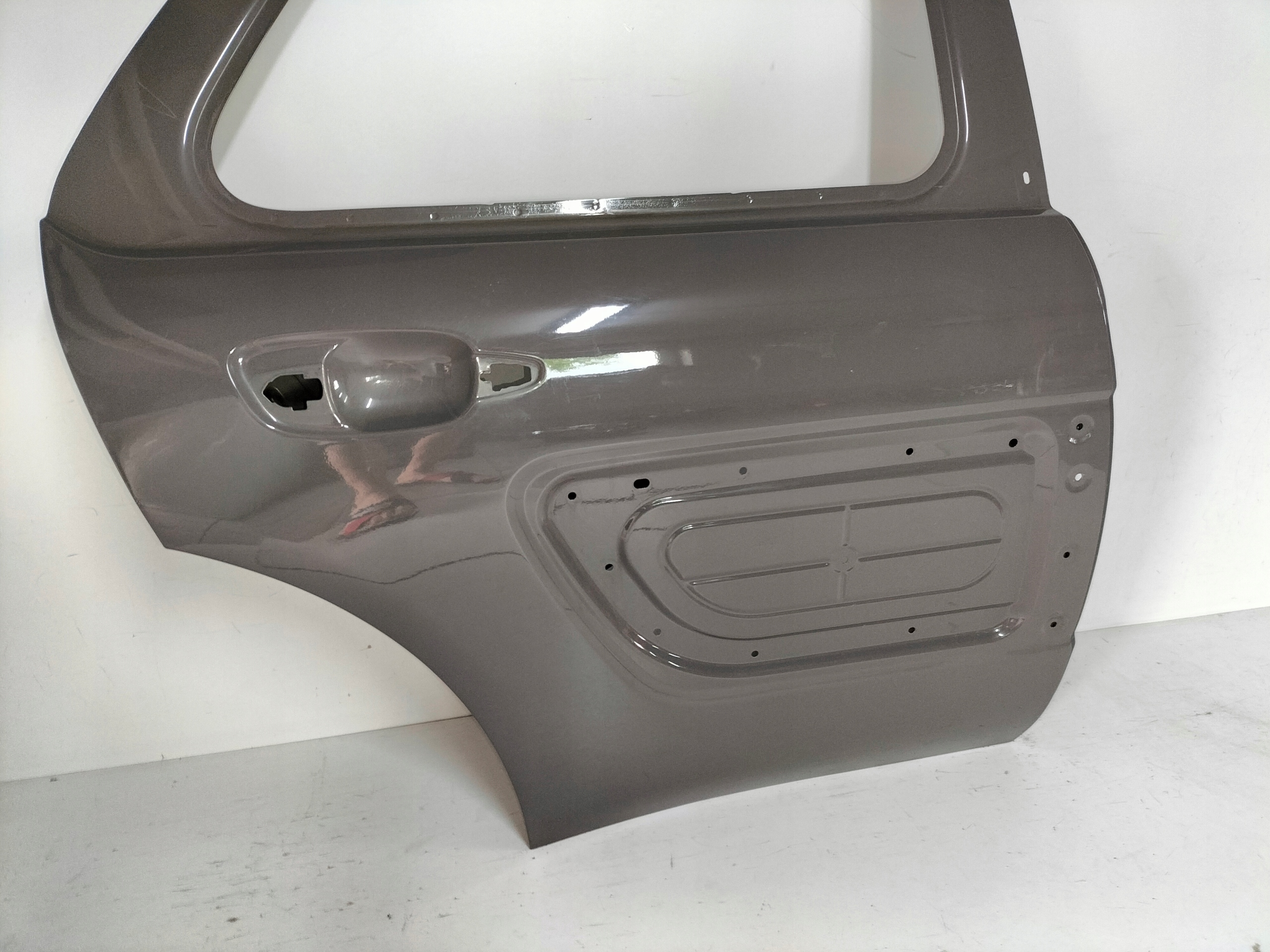 PRAVE ZADNE DVERE CITROEN C4 CACTUS 14-18