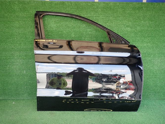 MERCEDES W253 253 GLC PRAVE PREDNE DVERE