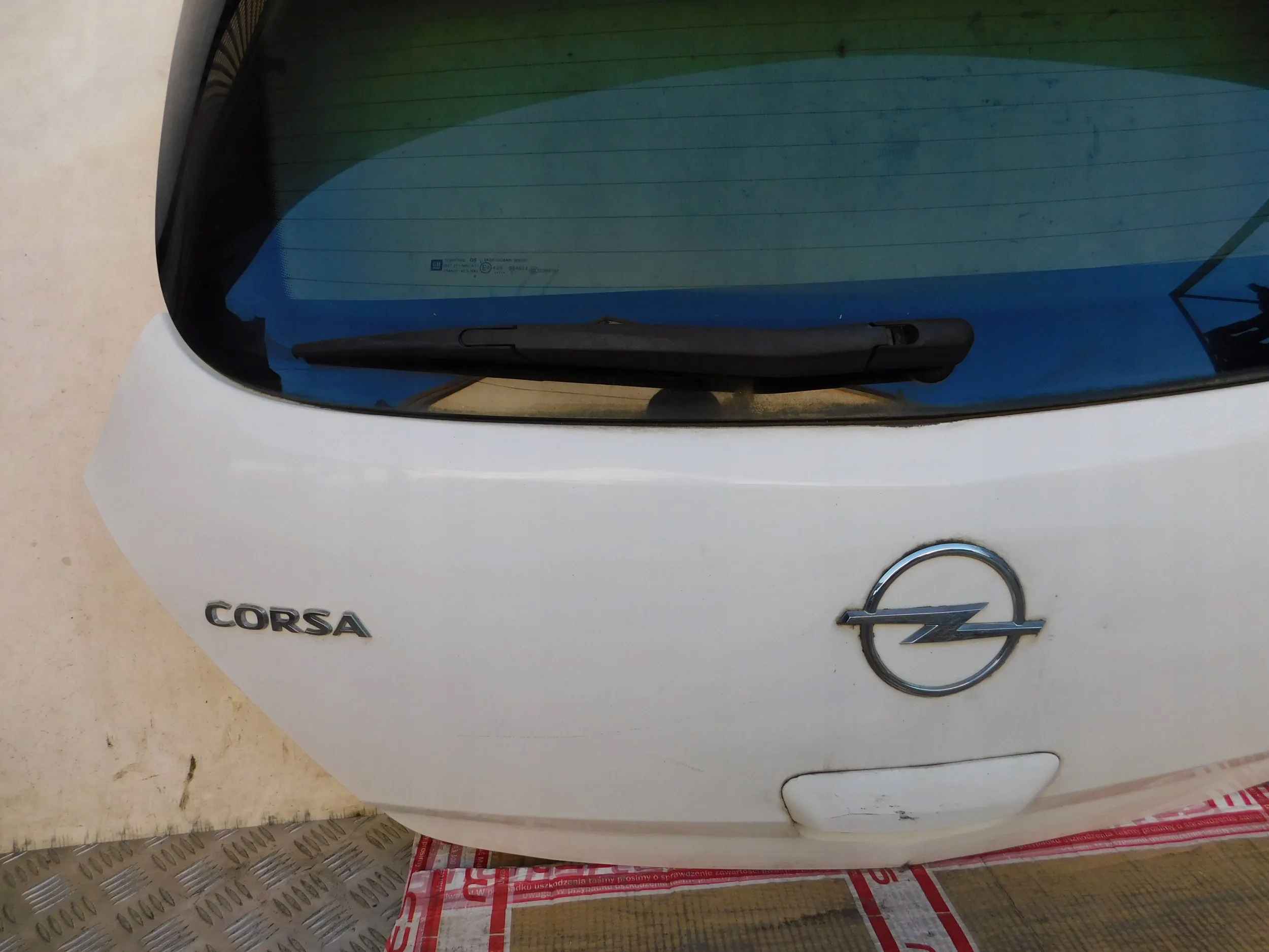 ZADNÁ KAPOTA OPEL CORSA D 3D