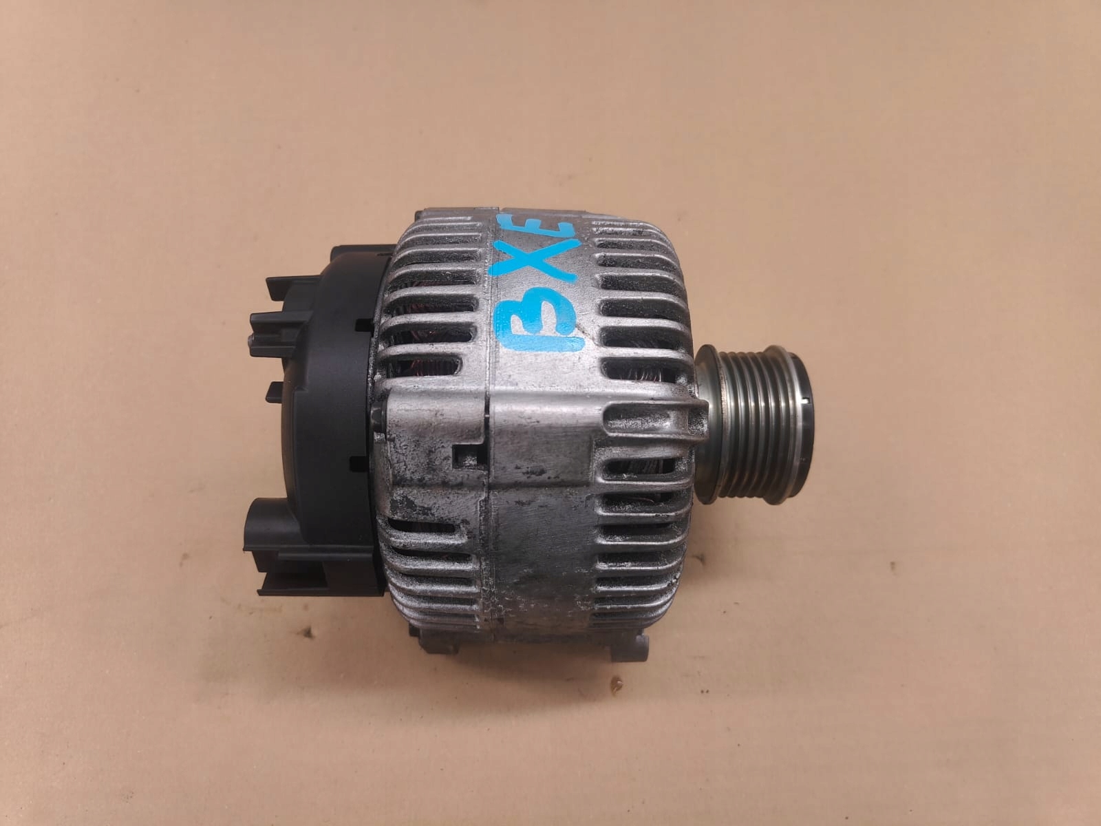 Volkswagen 021903026L 1.9 tdi bxe 180 a ALTERNÁTOR
