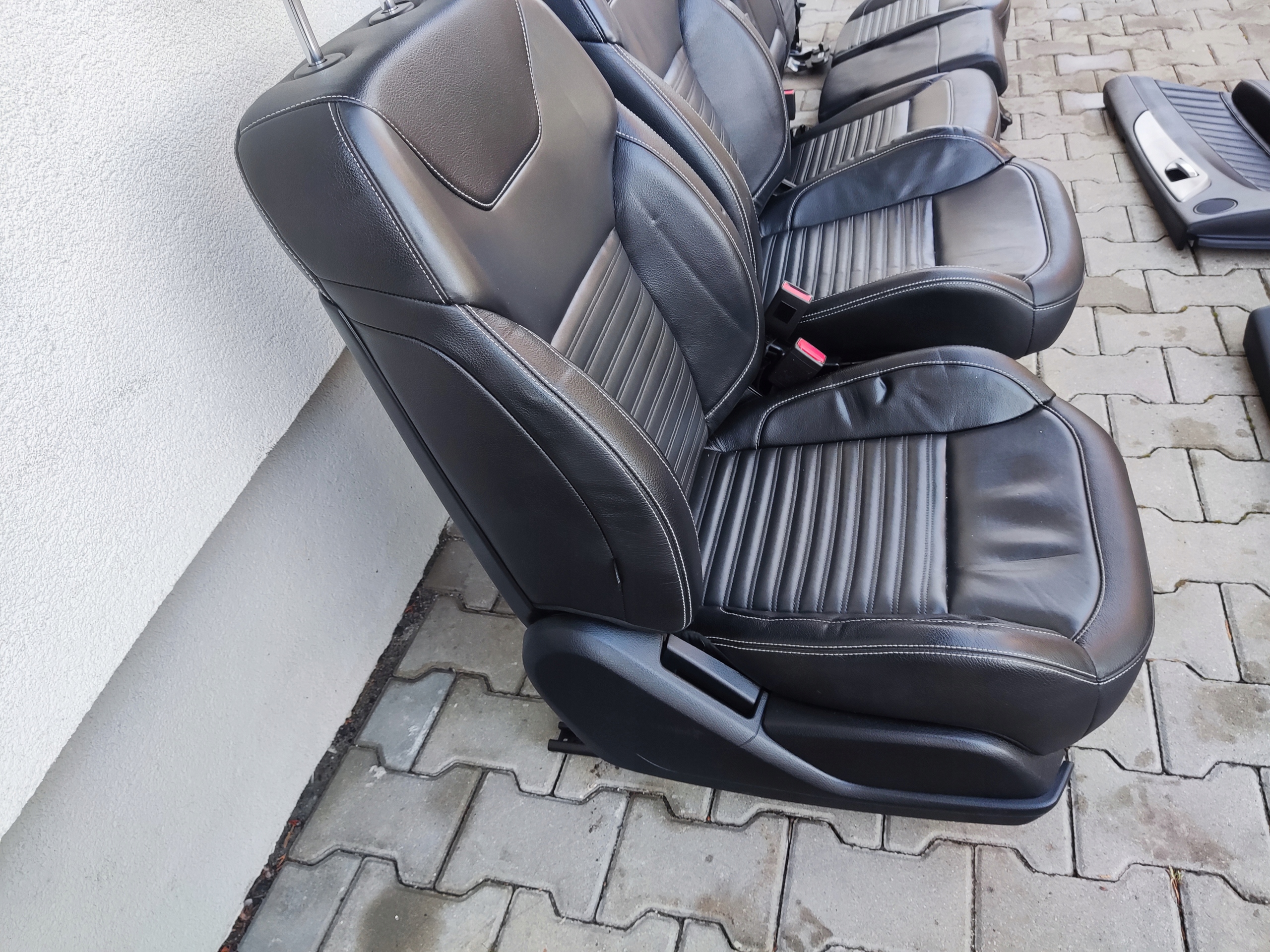 SEDACKA PREDNA ZADNA LAVICA KOŽA TAPACIRY MERCEDES GLE I W166 166 15-19