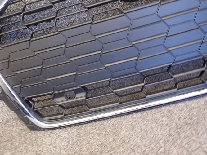 AUDI A5 LIFT 19- MRIEZKA LISTA 8W6853651BE BG