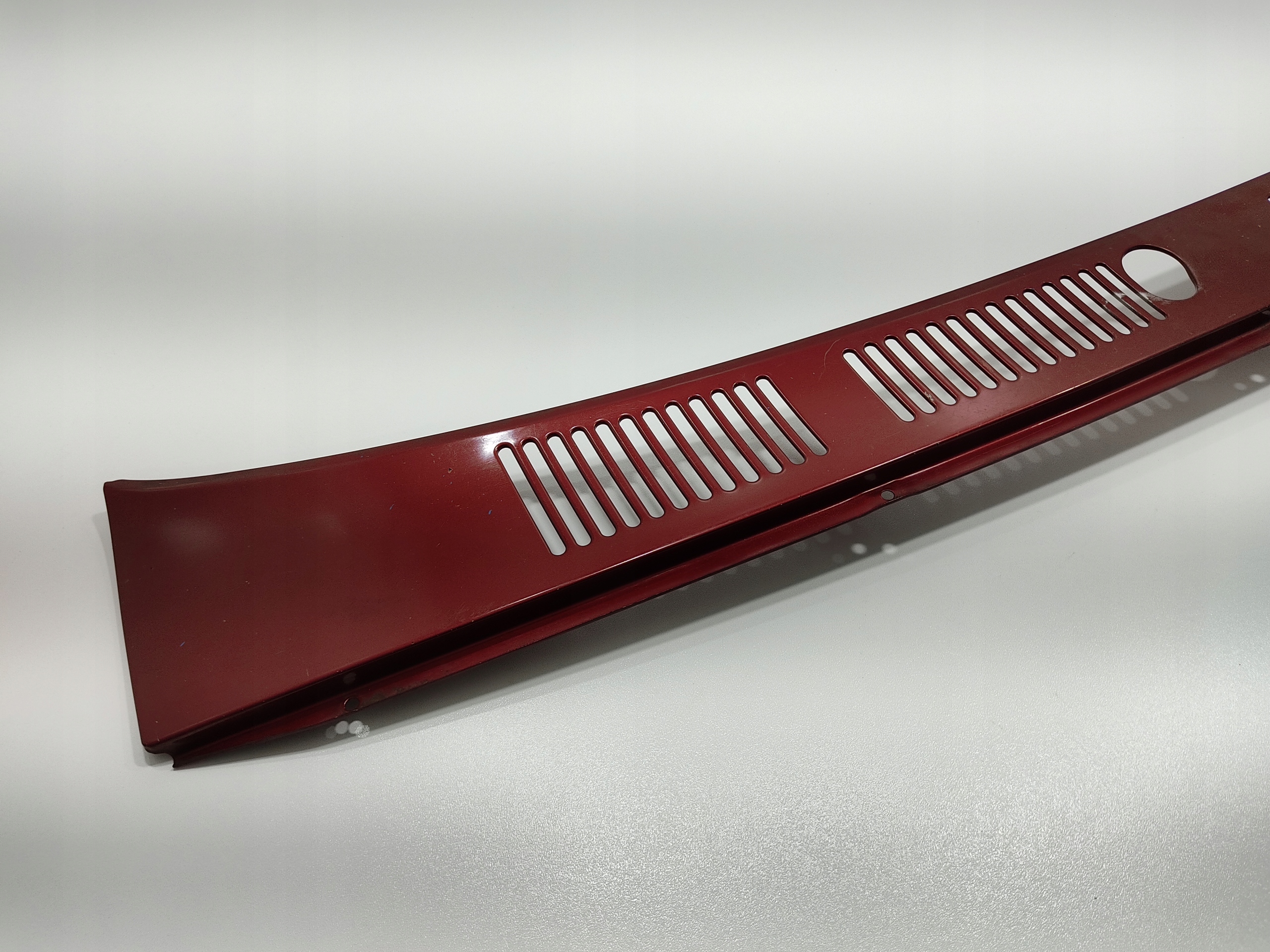 TORPEDO, PLAST POD STIERACE KOVOVE TOYOTA 4RUNNER EUROPA 1990-1996