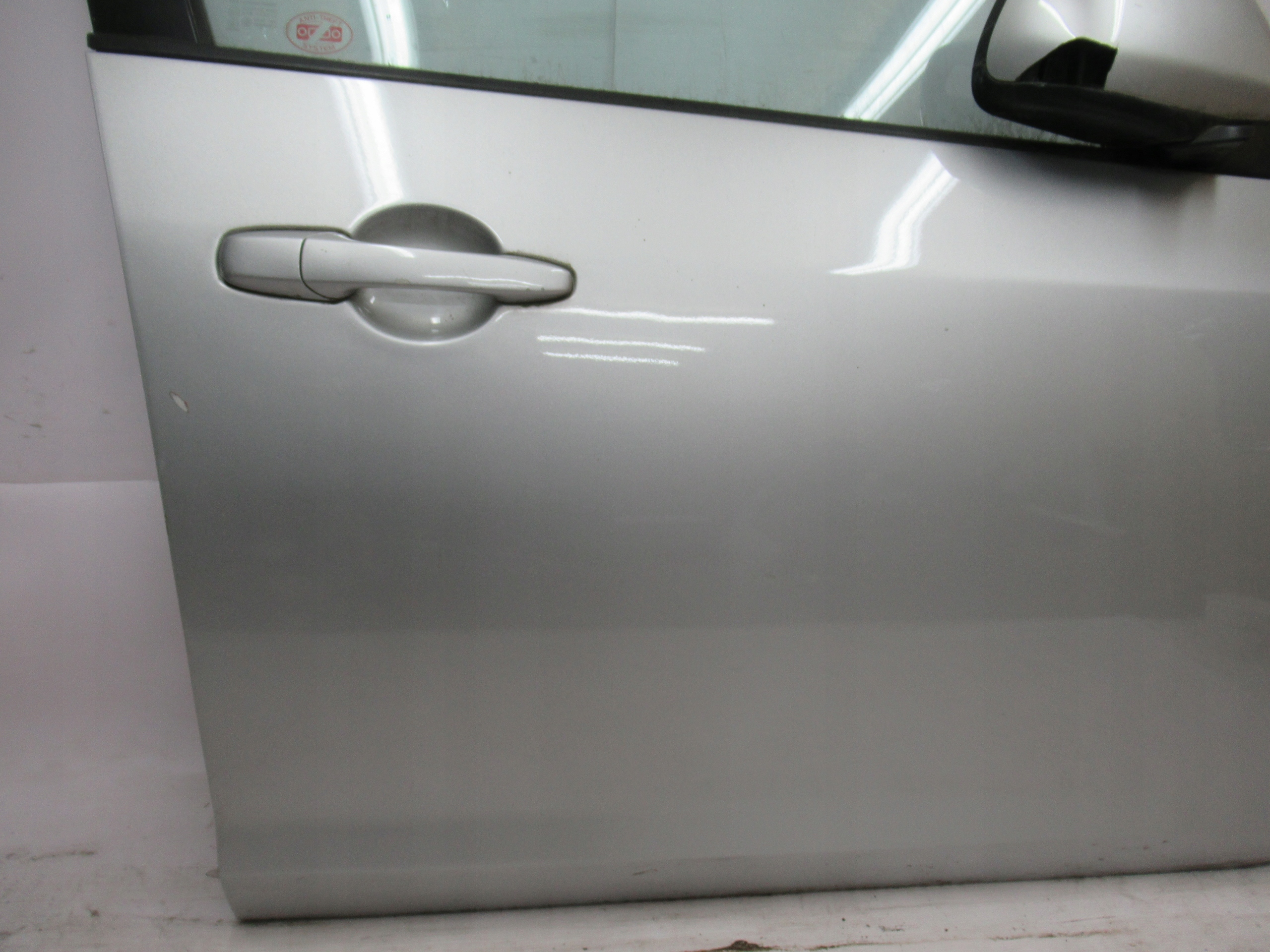 PRAVÉ PREDNÉ DVERE MAZDA 3 BK HB 03-