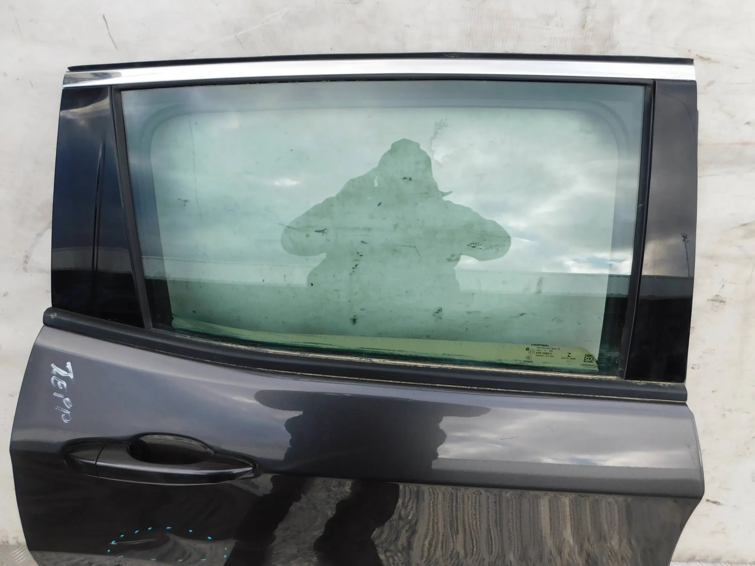 PRAVE ZADNE DVERE JEEP COMPASS 17-