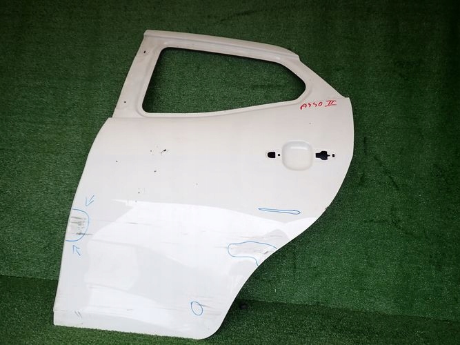 TOYOTA AYGO II 14- LAVE ZADNE DVERE