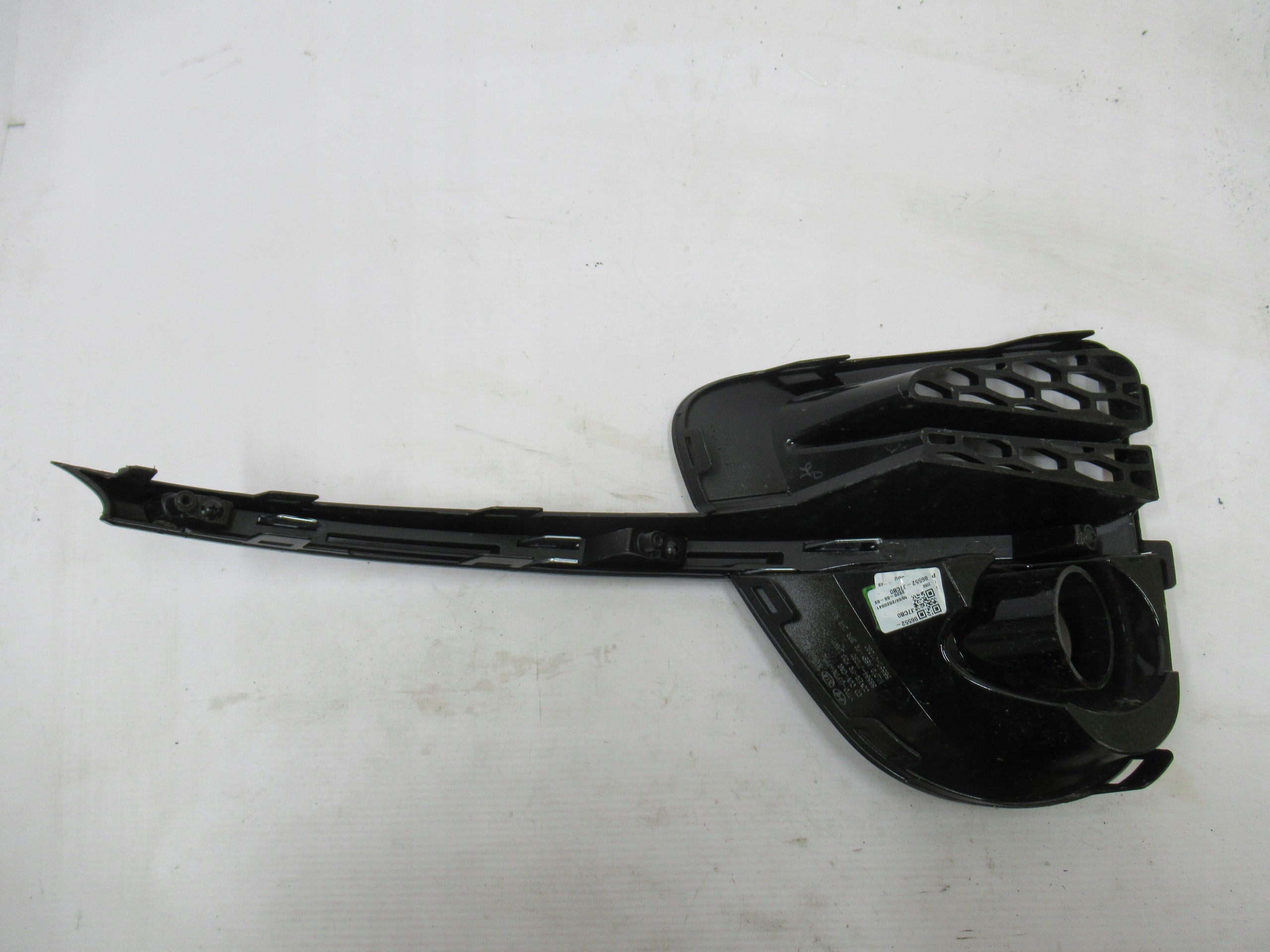 PRAVÁ LIŠTA NÁRAZNÍKA  86552-J7CB0 KIA X CEED 18-