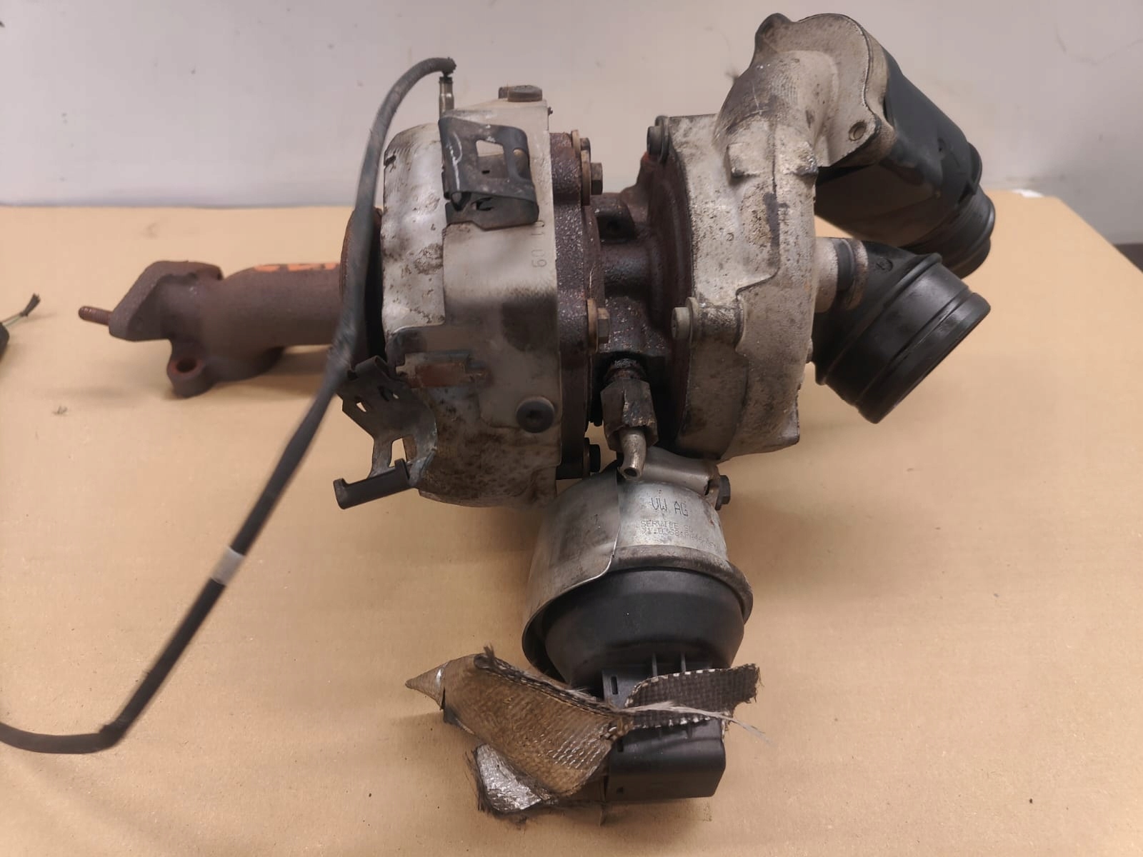 Volkswagen 2.0 tdi cba cbd 03L253016F TURBO TURBO